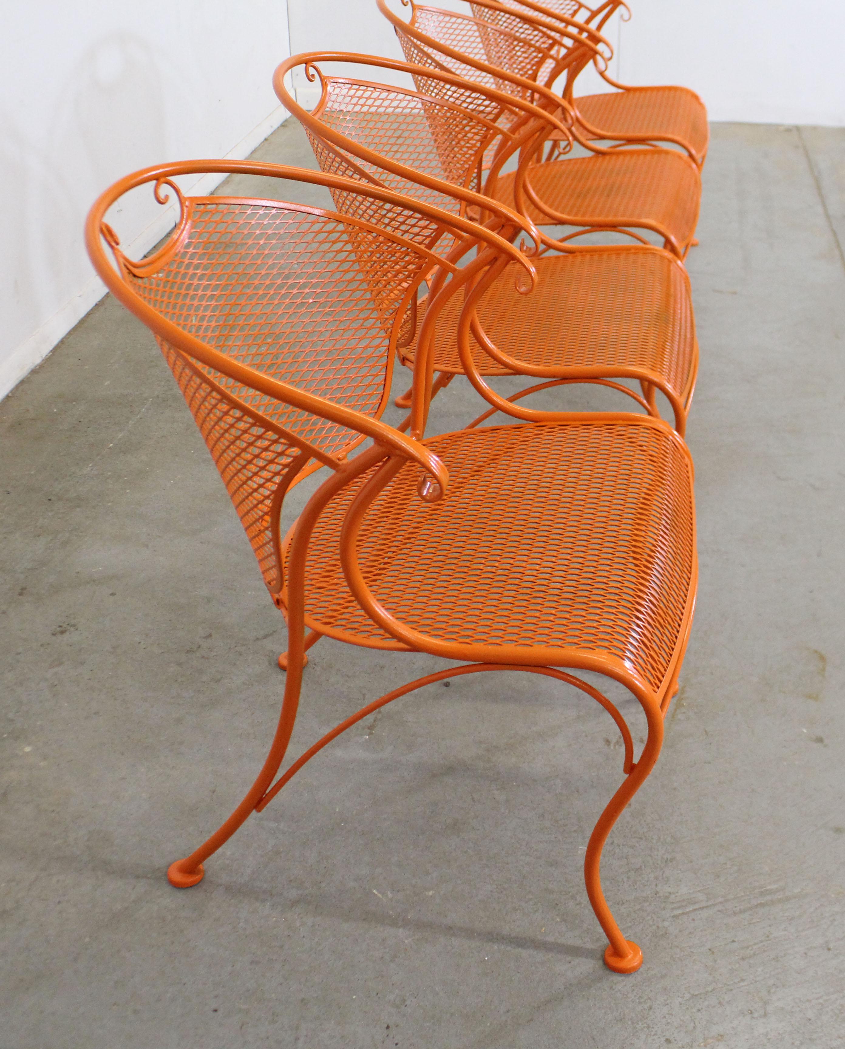 20th Century Set of 4 Mid-Century Modern Curvy Sculptura Iron Outdoor Patio Arm Dining Chairs