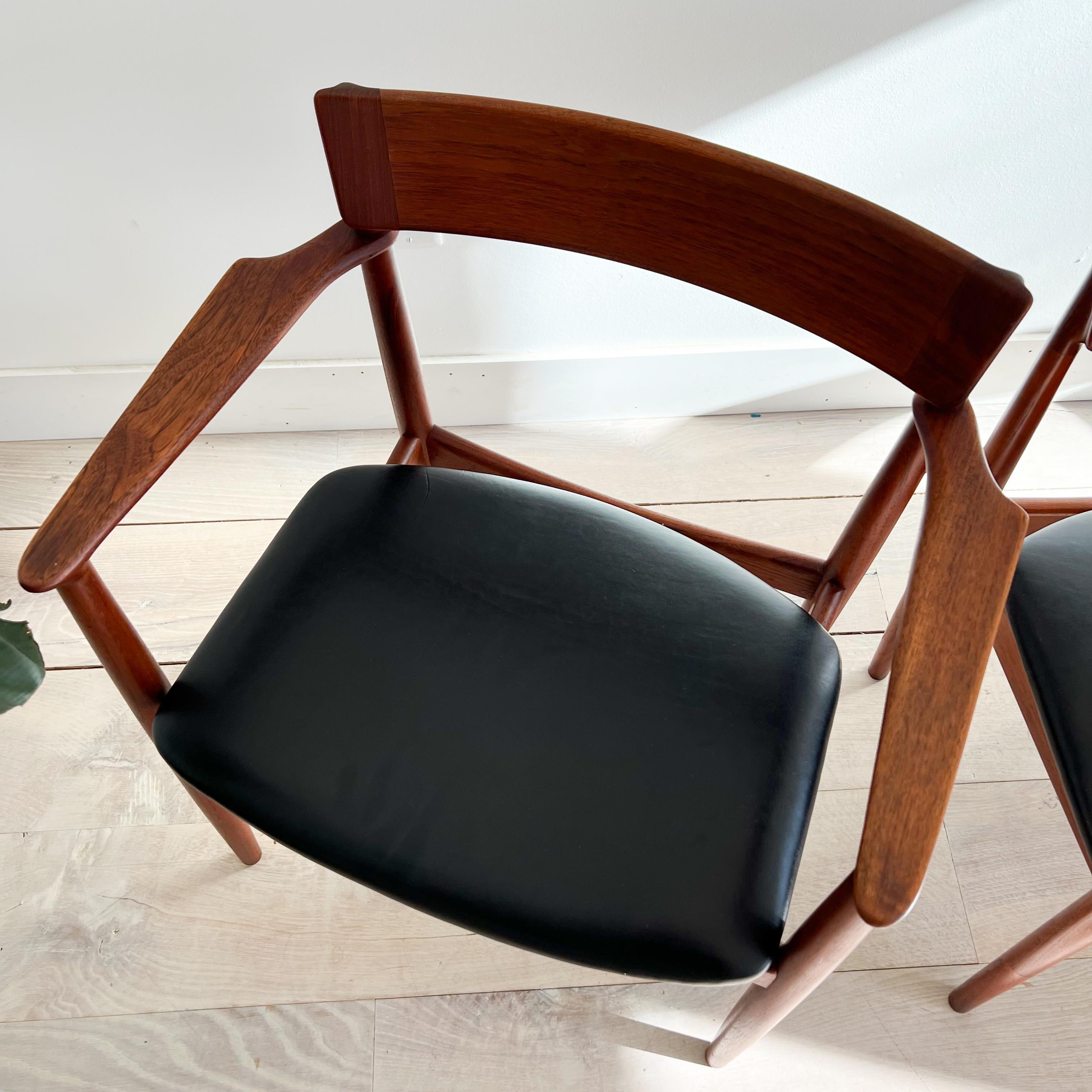 Set of 4 Mid-Century Modern Danish Teak Dining Chairs by Henry Rosengren Hansen  6