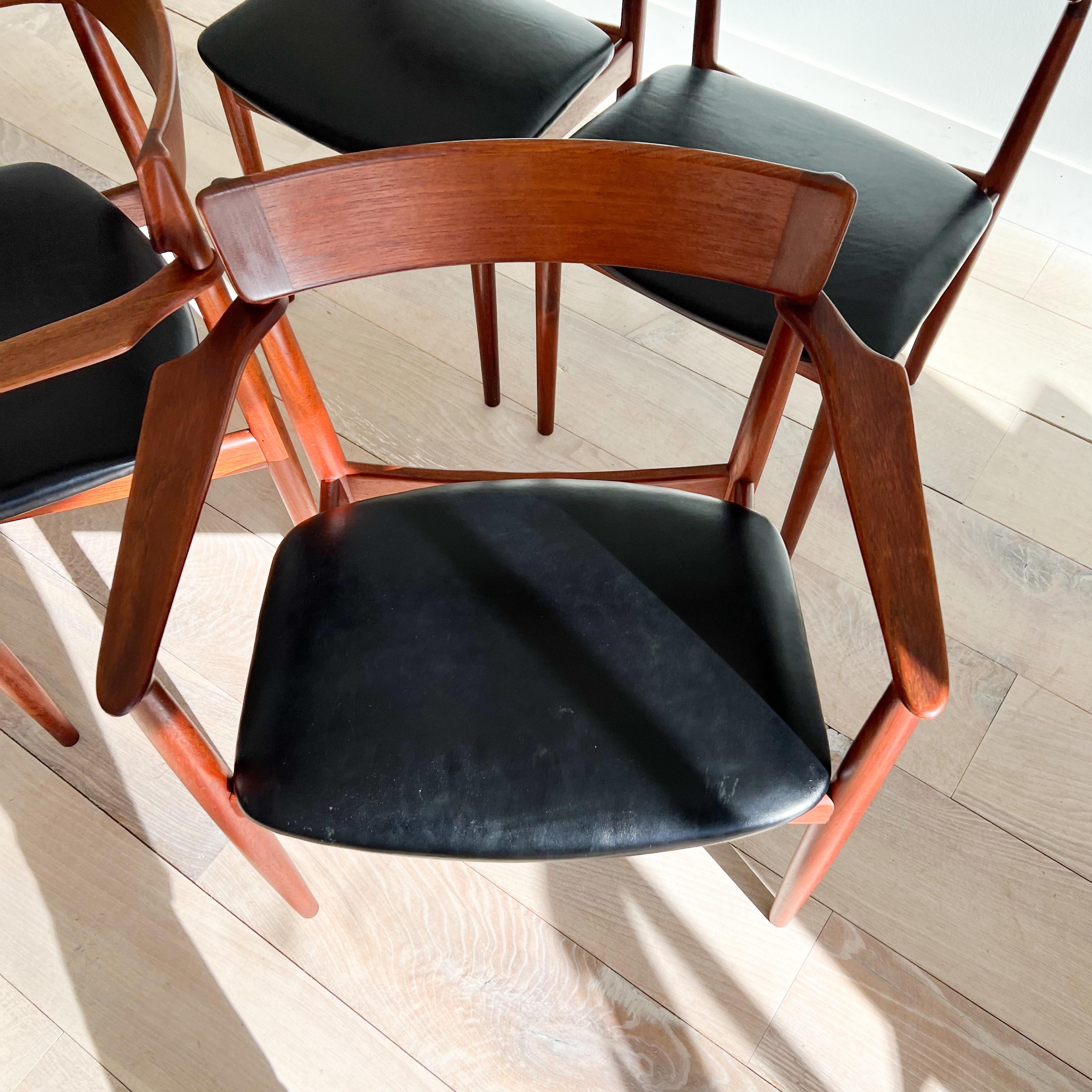 Set of 4 Mid-Century Modern Danish Teak Dining Chairs by Henry Rosengren Hansen  3