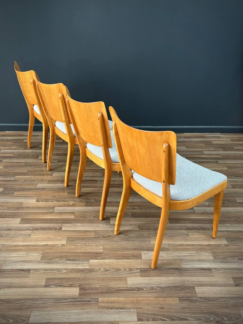 Ensemble de 4 chaises de salle à manger mi-siècle moderne par Heywood Wakefield Excellent état - En vente à Los Angeles, CA