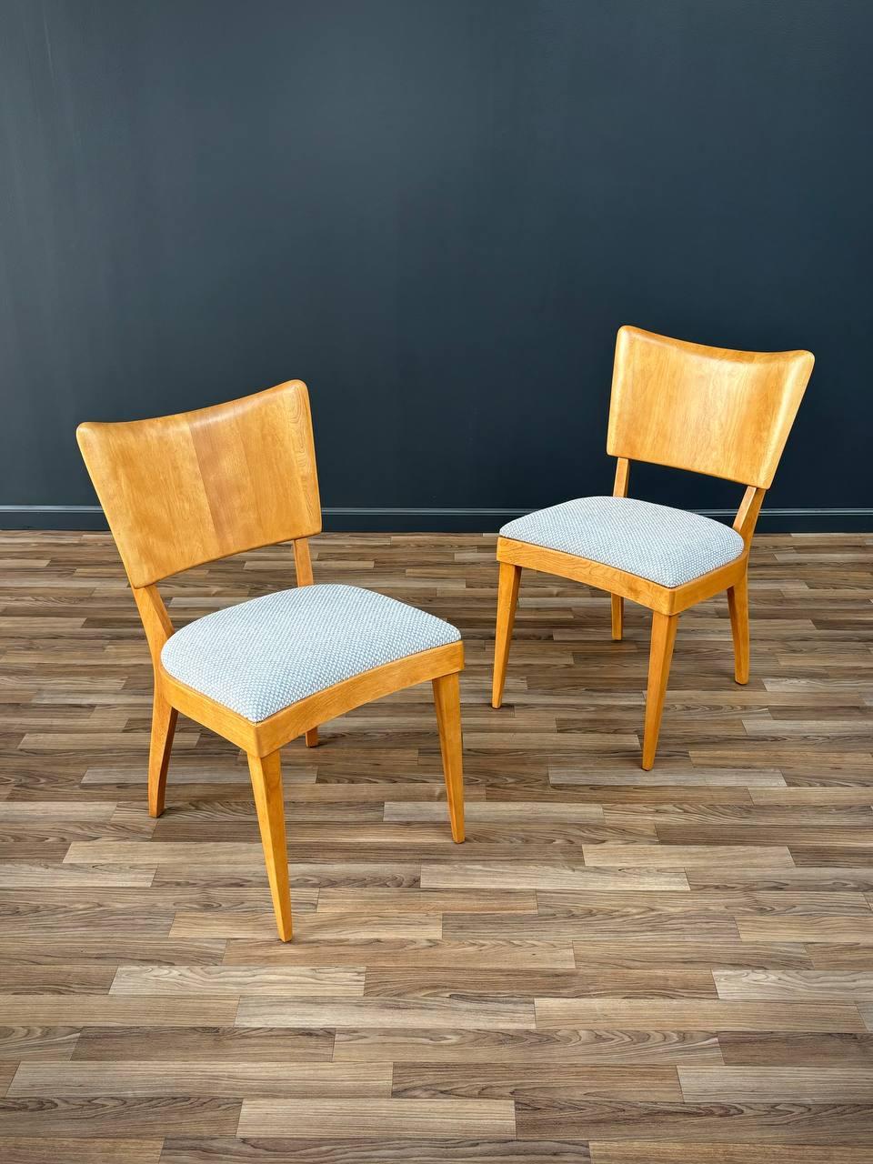 Fabric Set of 4 Mid-Century Modern Dining Chairs by Heywood Wakefield For Sale