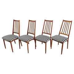 Set of 4 Mid Century Modern Dining Chairs in solid teak, Denmark 1960s