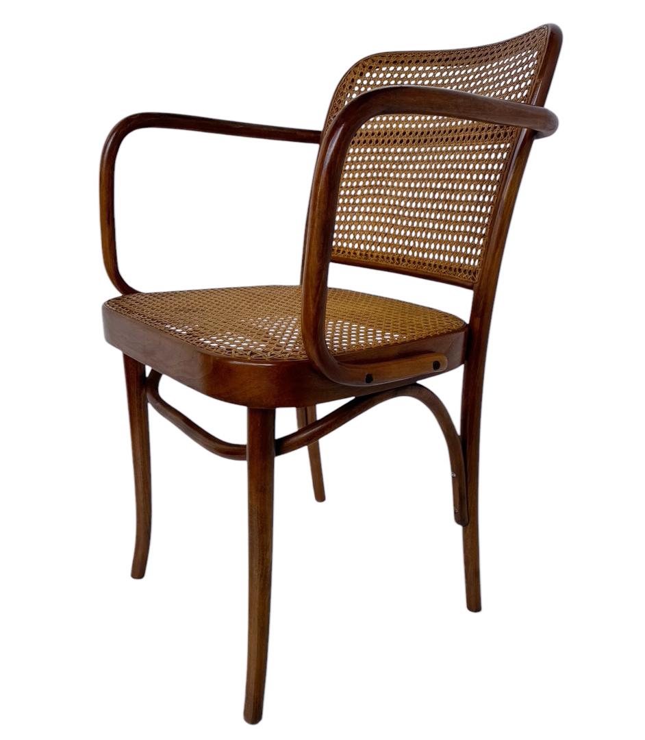 Set di 4 sedie da pranzo moderne di Josef Hoffmann Cane e betulla In condizioni buone in vendita a Philadelphia, PA
