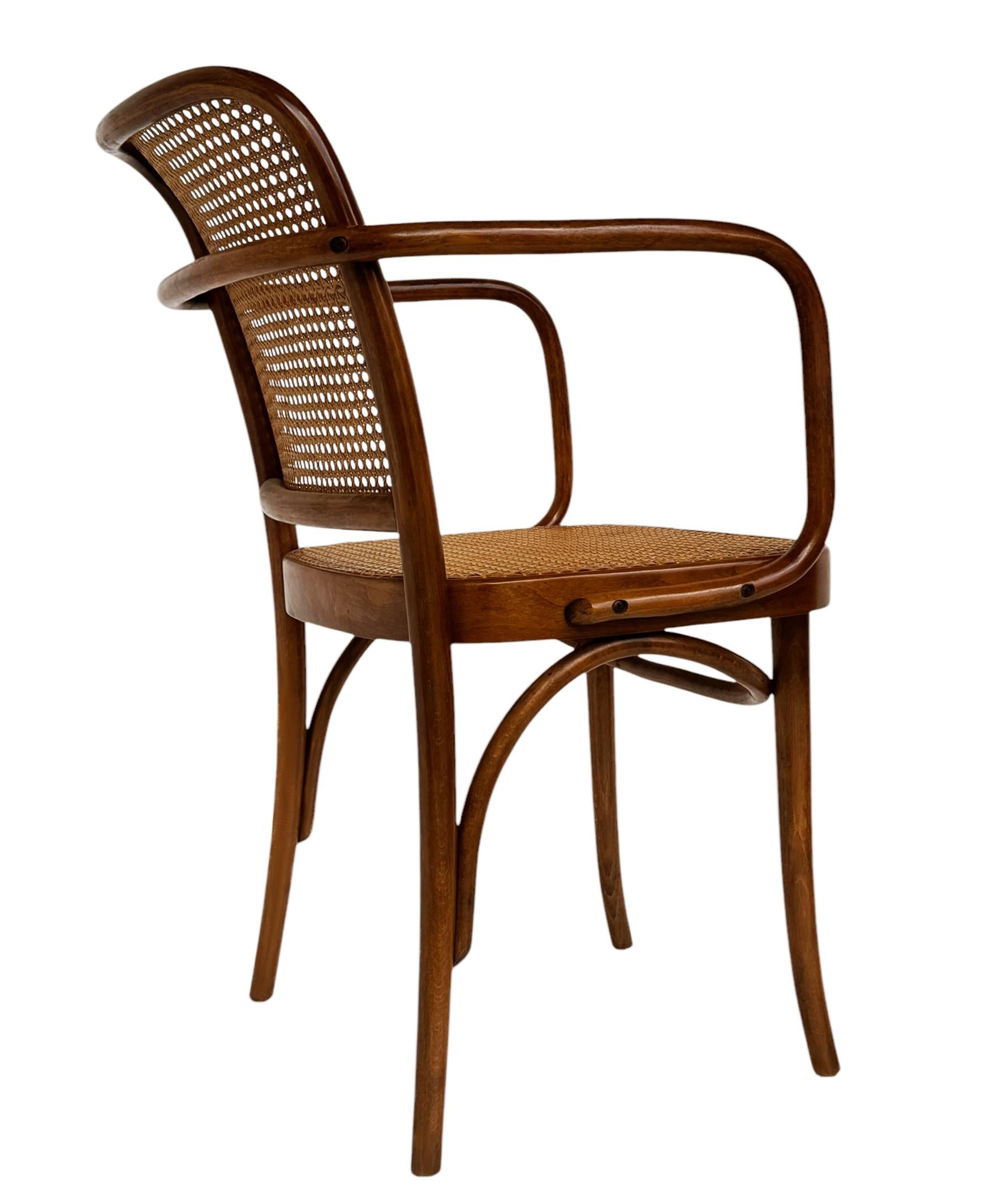Set di 4 sedie da pranzo moderne di Josef Hoffmann Cane e betulla in vendita 2