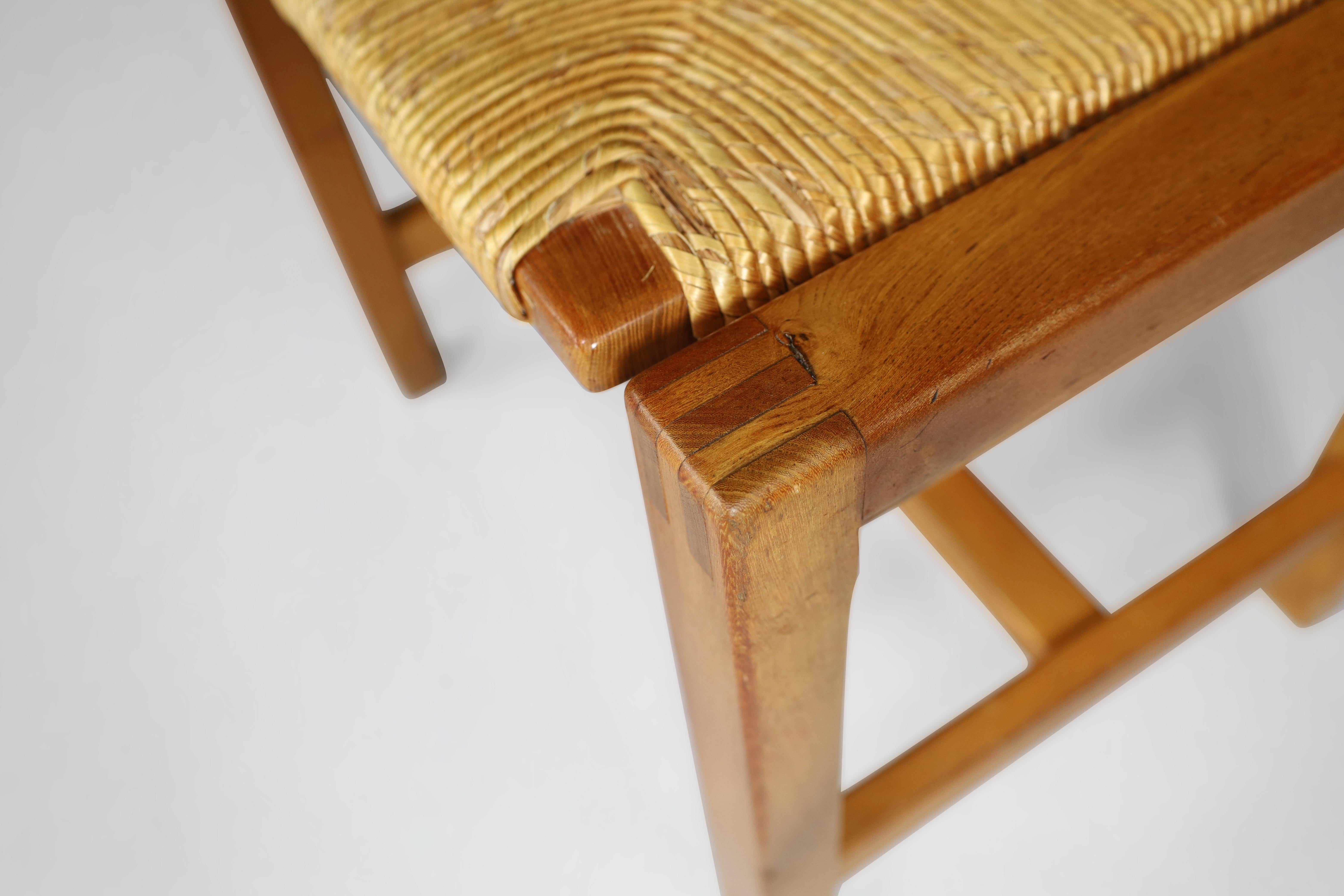 Set of 4 Mid-Century Modern Elm and Rush Dining Chairs by Maison Regain, France For Sale 2