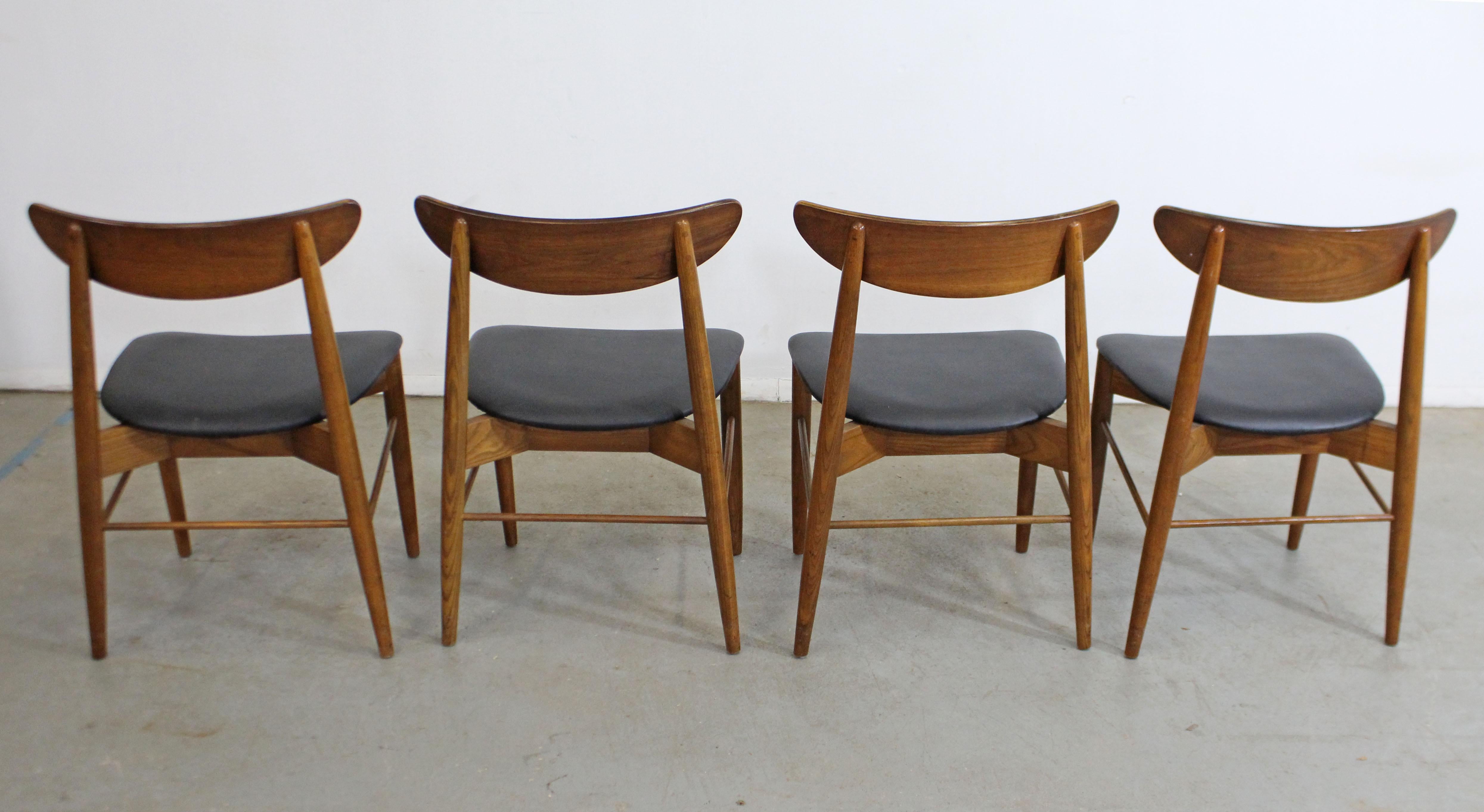 American Set of 4 Mid-Century Modern H Paul Browning Shell Back Dining Chairs