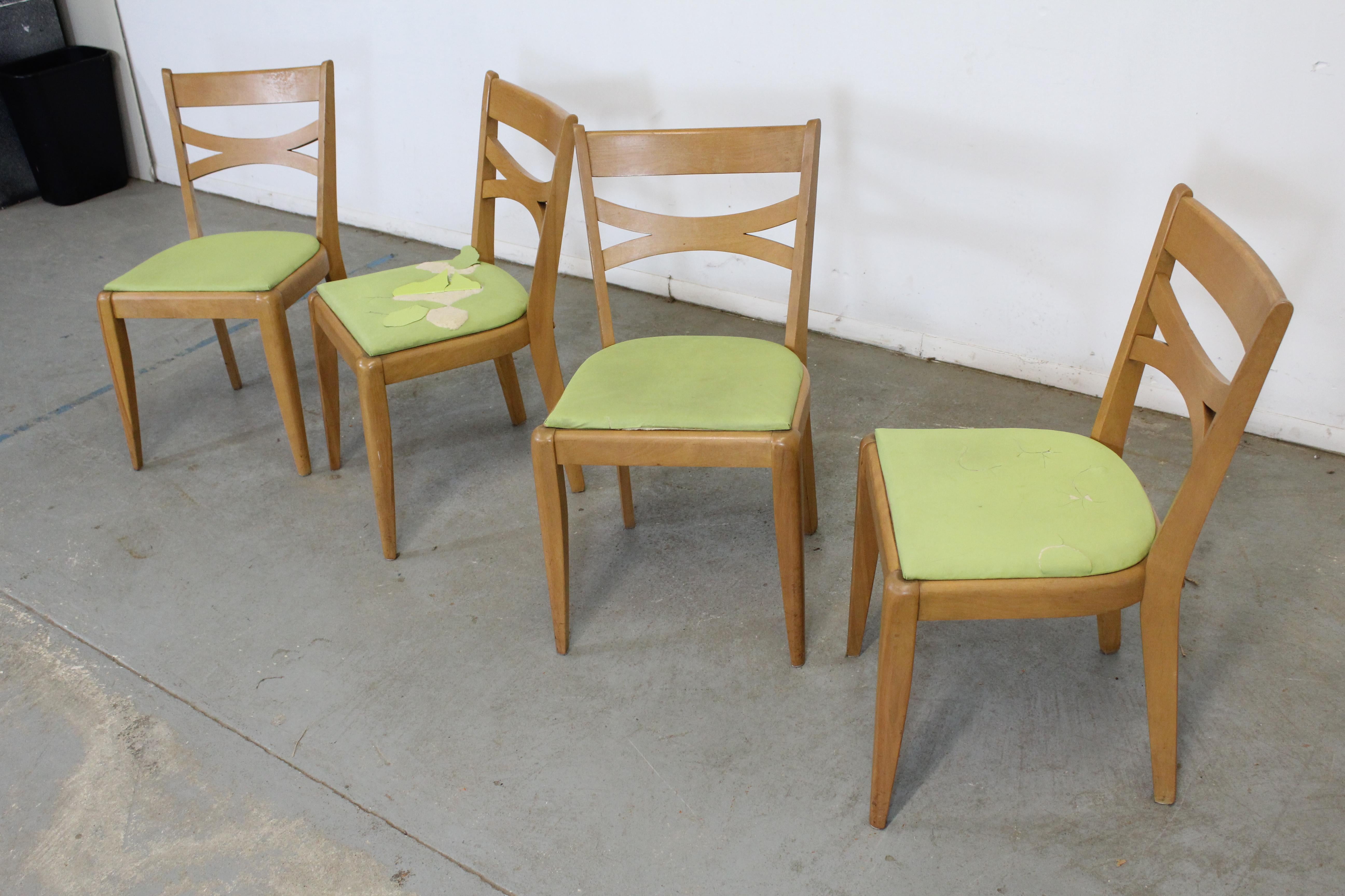 American Set of 4 Mid-Century Modern Heywood Wakefield Dining Chairs