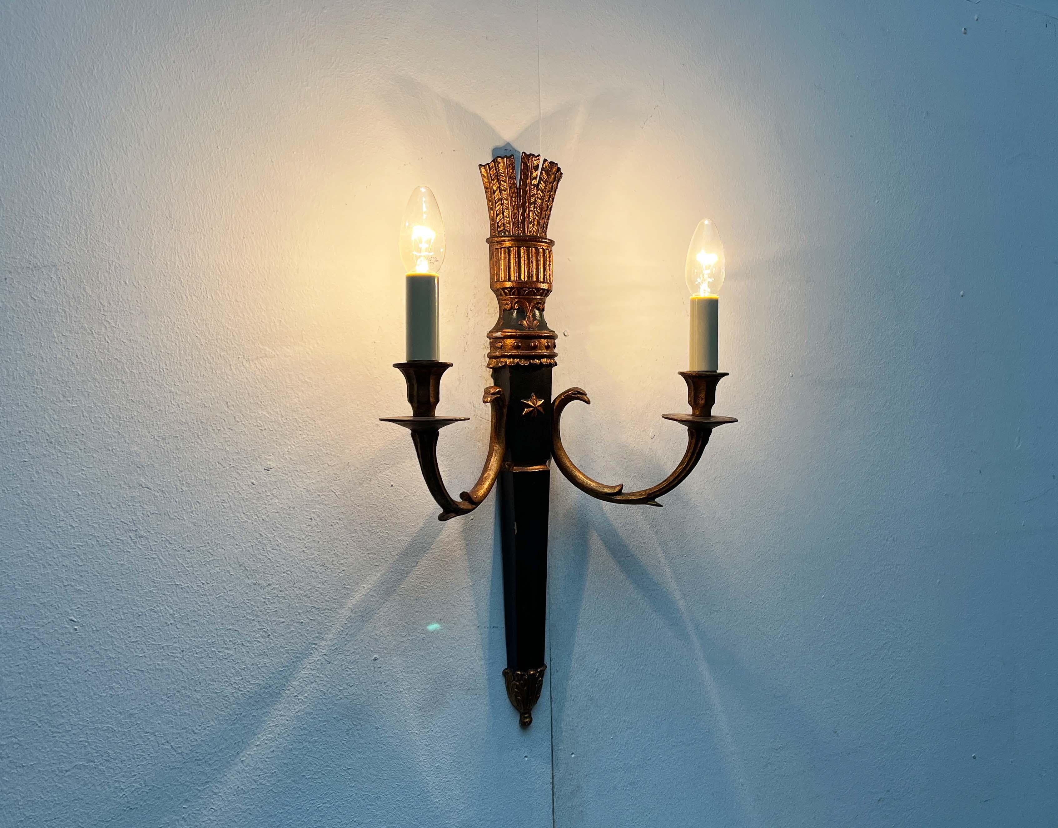 Metà XX secolo Set di 4 lampade neoclassiche italiane di metà secolo da Palladio in vendita