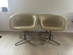 Set of 4 Mid-Century Modern Low Shell Dining Chairs Tan Style of Herman Miller