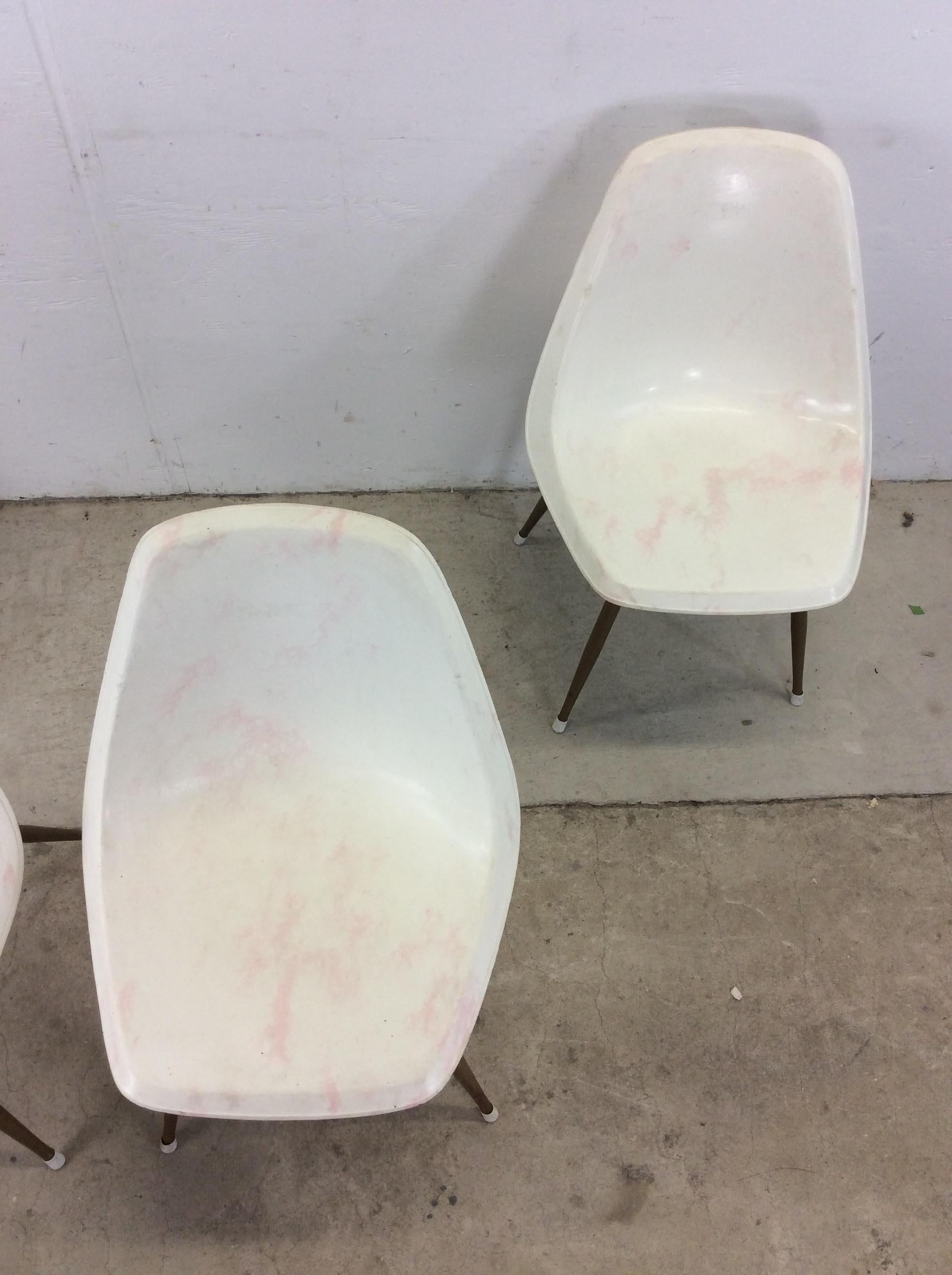 Set of 4 Mid Century Modern Molded Plastic Chairs with Swivel Base For Sale 1