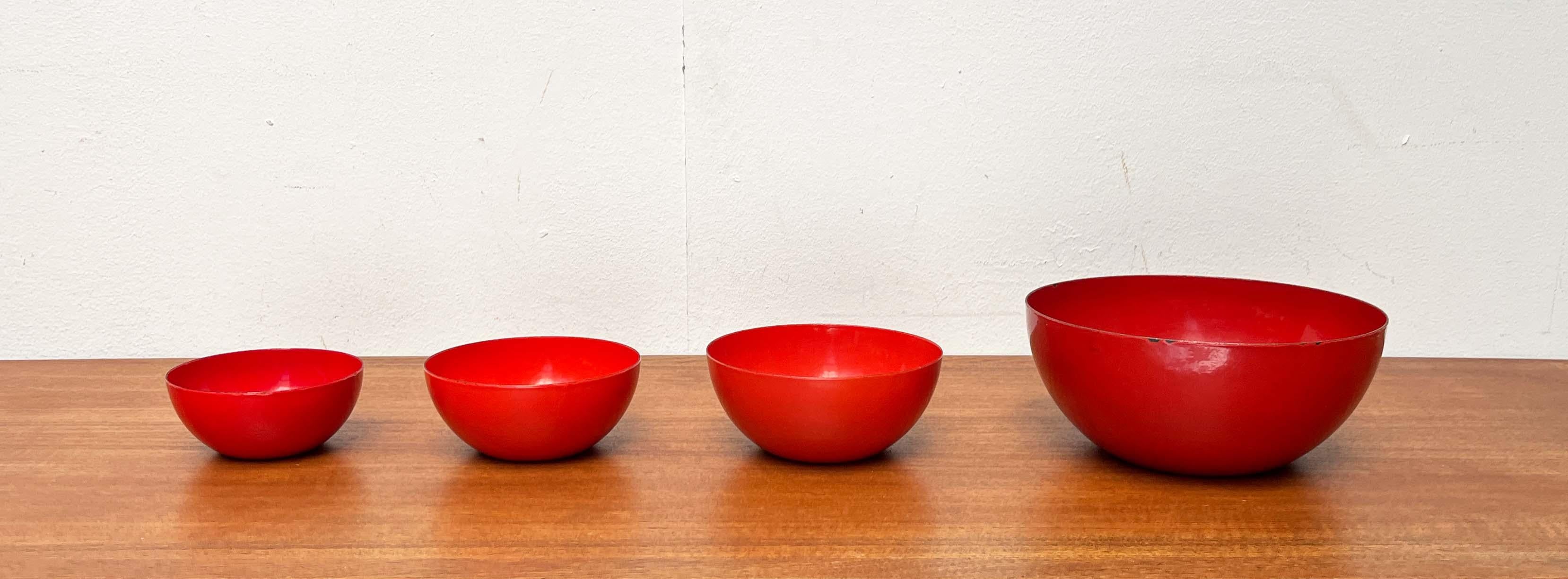 Set of 4 Mid-Century Modern Red Enamel Bowls by Kaj Franck for Finel, Finland in vendita 7
