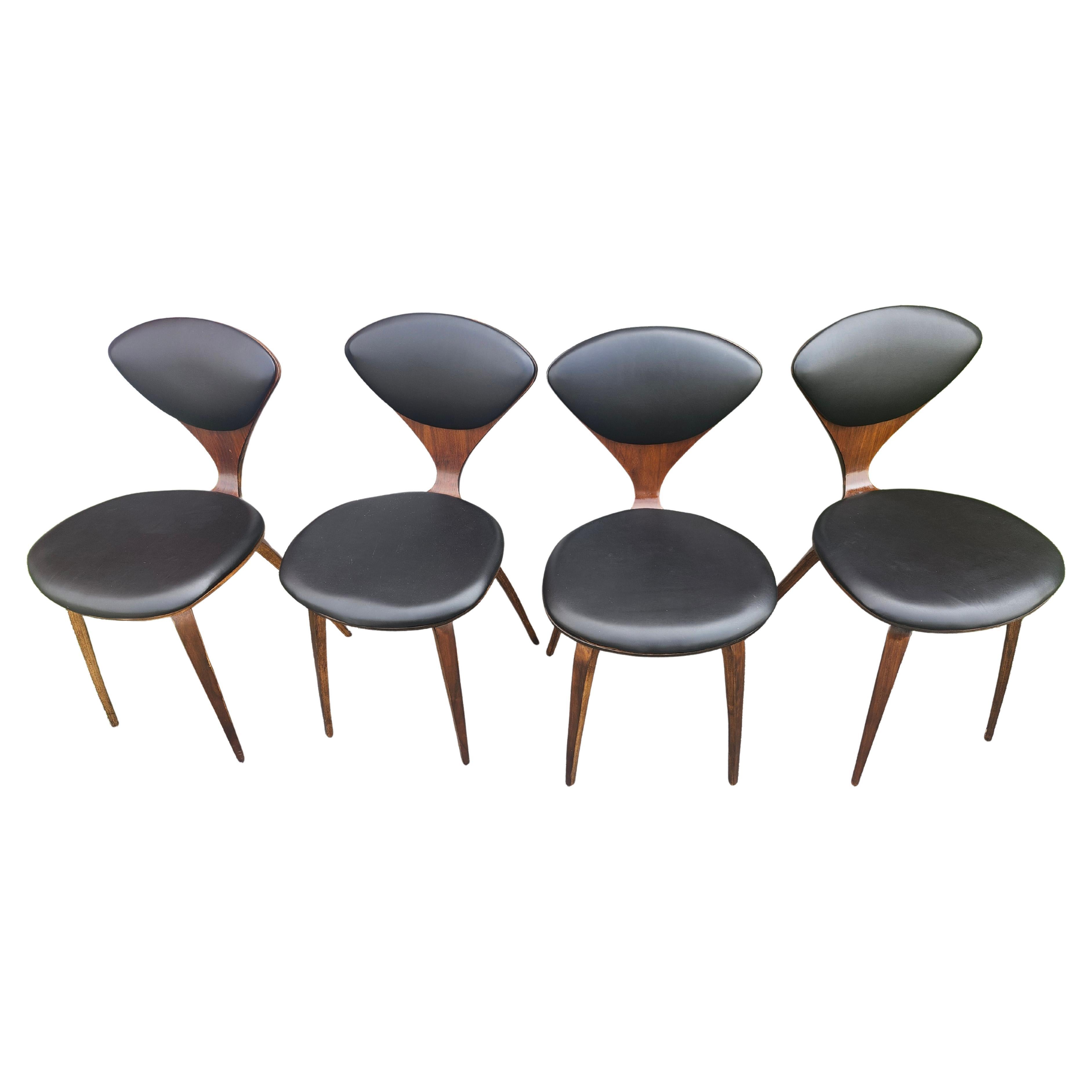 Mid-20th Century Set of 4 Mid-Century Modern Sculptural Dining Chairs Noman Cherner for Plycraft For Sale