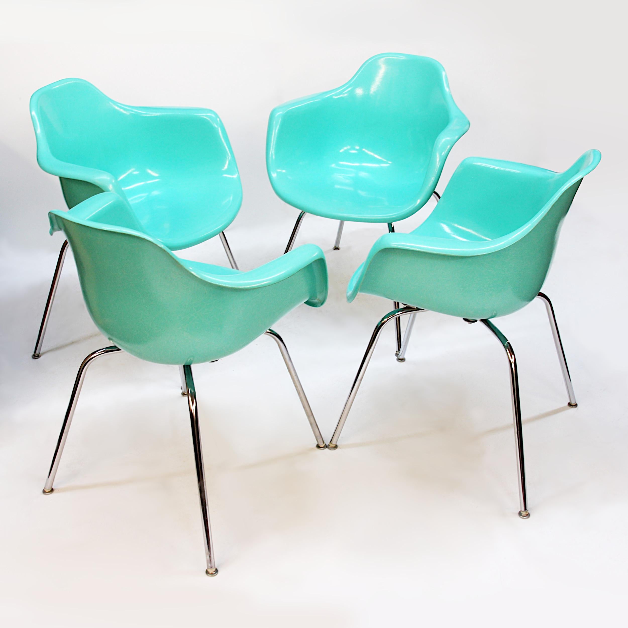 krueger fiberglass chairs