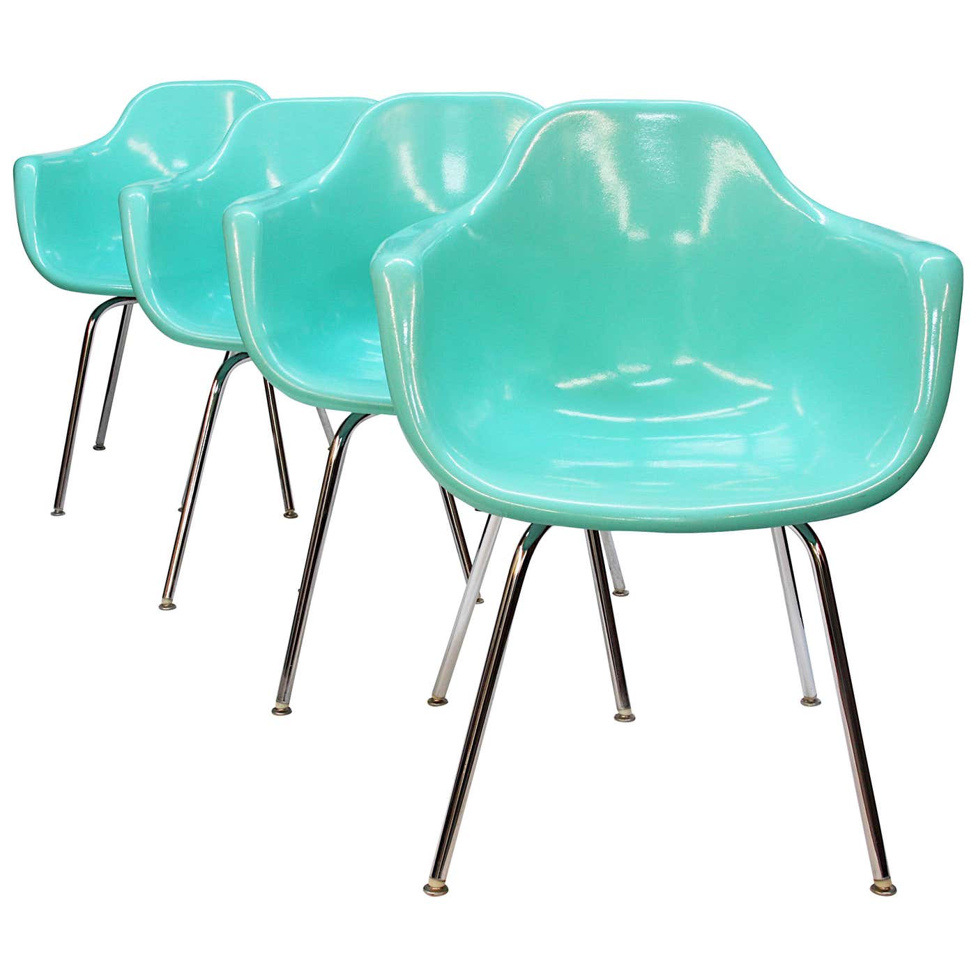 Set of 4 Mid-Century Modern Seafoam Green Fiberglass Shell Chairs by ...