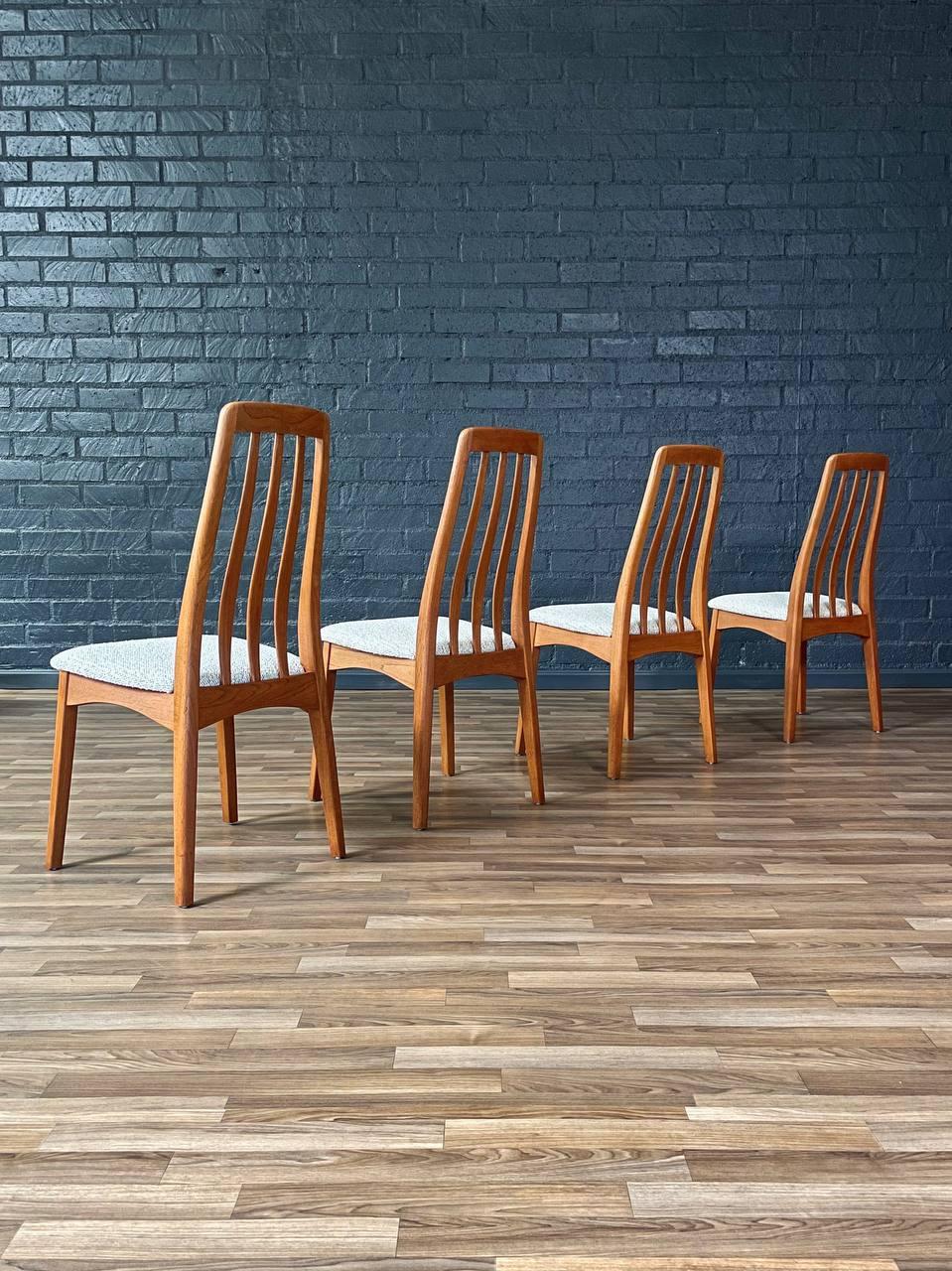 Upholstery Set of 4 Mid-Century Modern Teak Dining Chairs