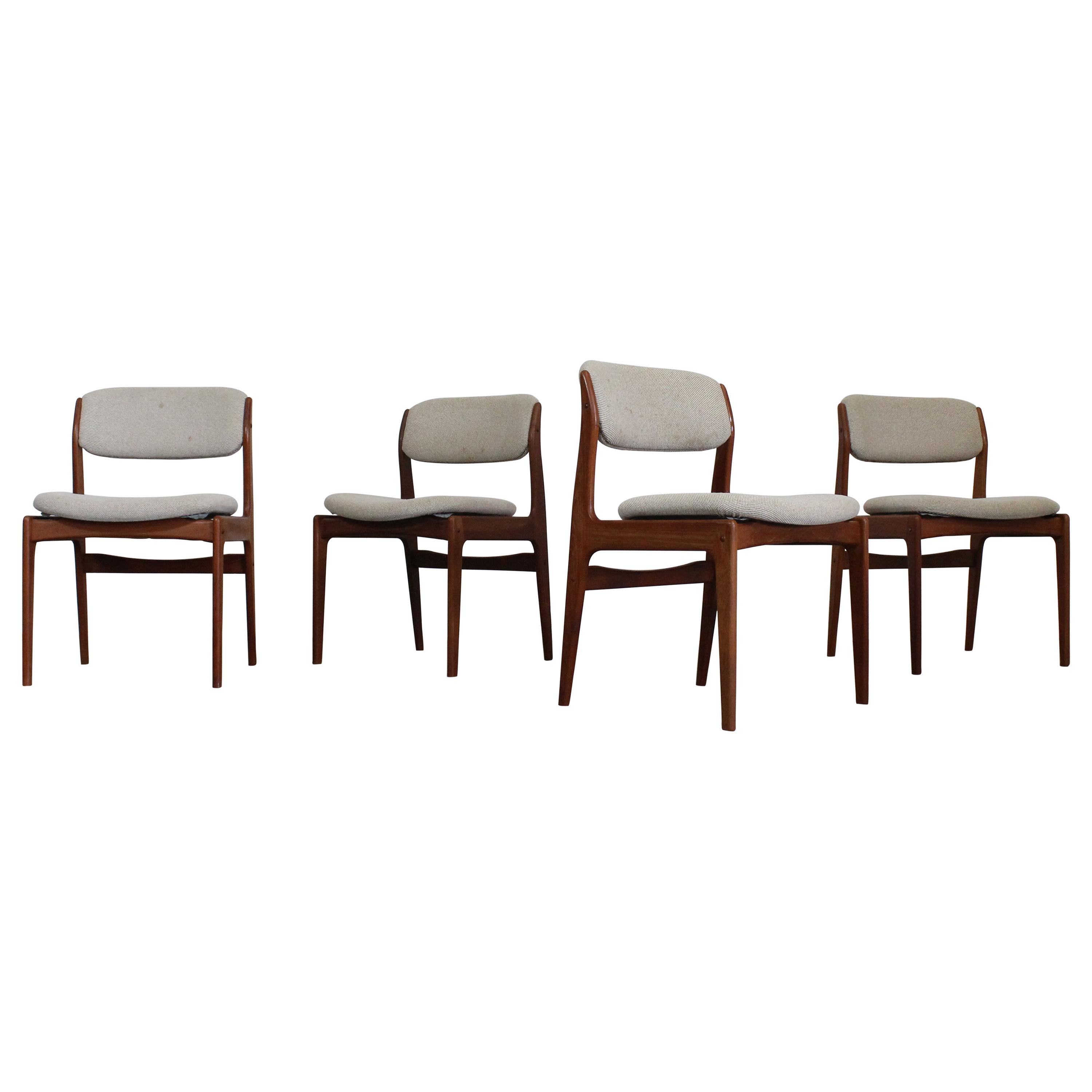 Set of 4 Mid-Century Modern Teak Side Dining Chairs