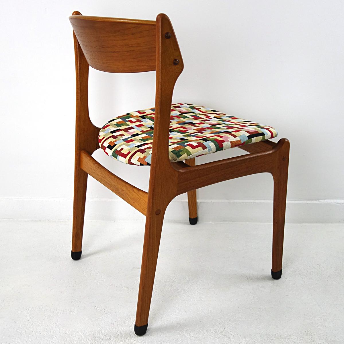 Mid-20th Century Set of 4 Mid-Century Modern Teak Wood Dining Chairs by Johannes Andersen For Sale