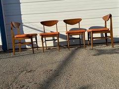 Set of 4 Mid-Century Modern Walnut Shell Back Dining Chairs