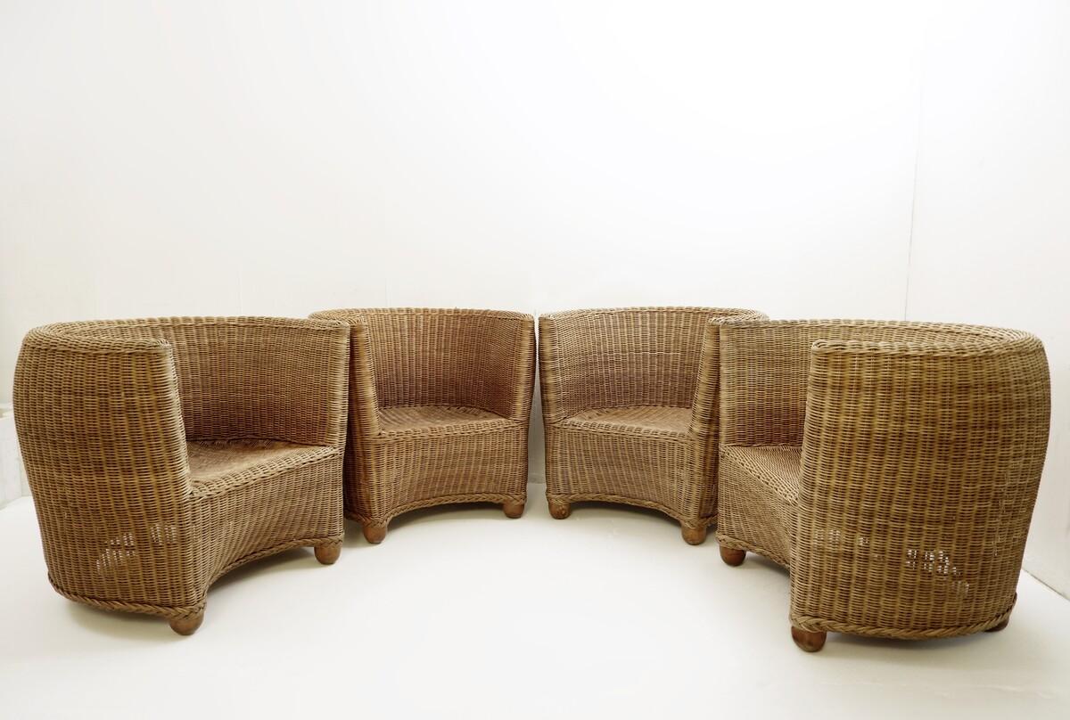 set of 4 Mid-Century Modern wickers Armchairs.