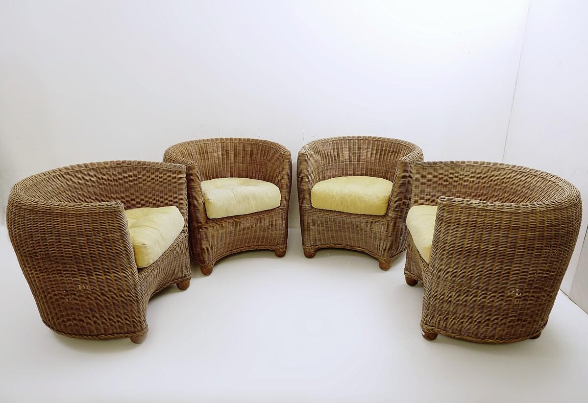 20th Century Set of 4 Mid-Century Modern Wickers Armchairs For Sale