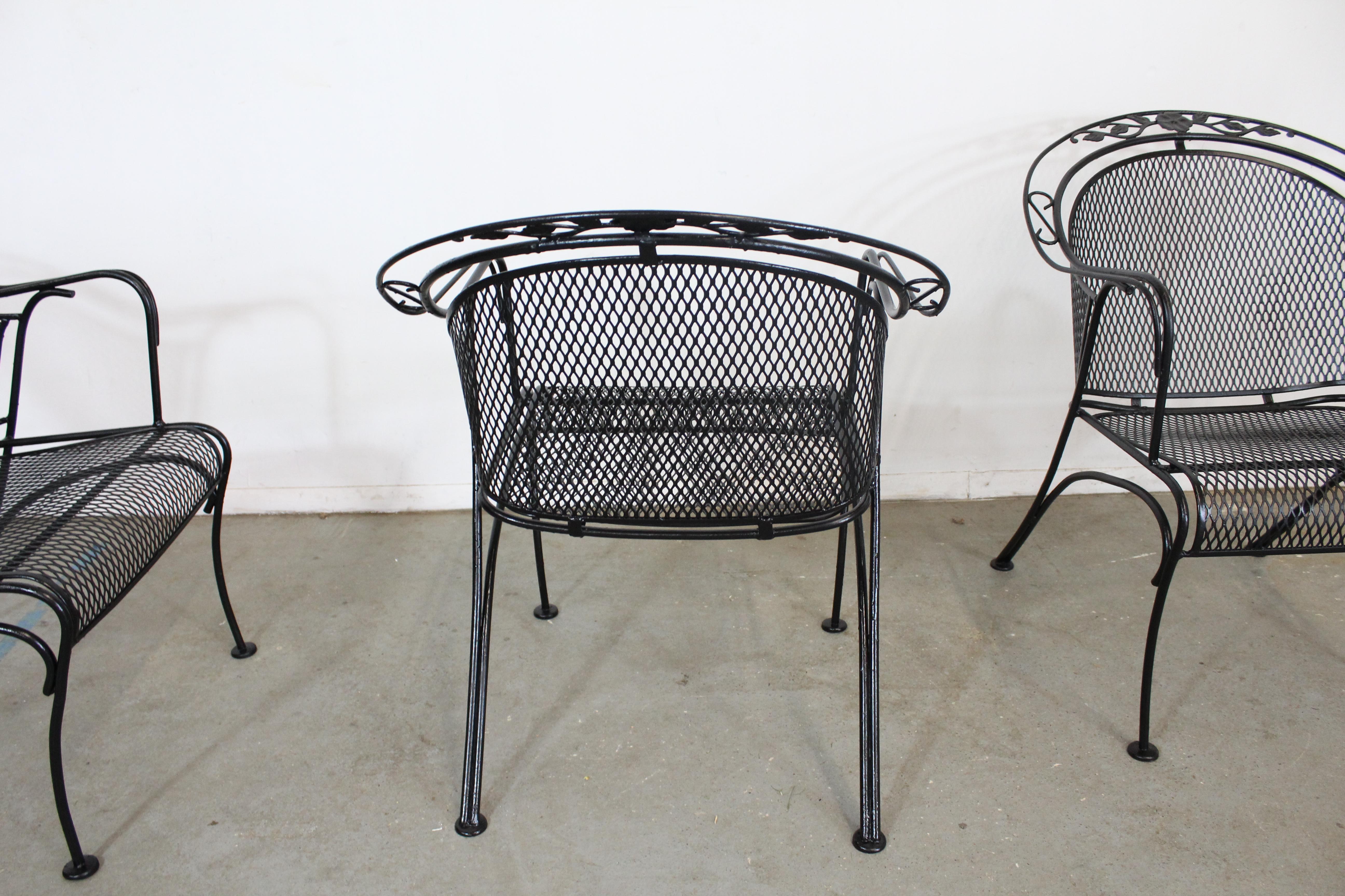 Set of 4 Mid-Century Modern Woodard Iron Curve Back Outdoor Arm Chairs 1