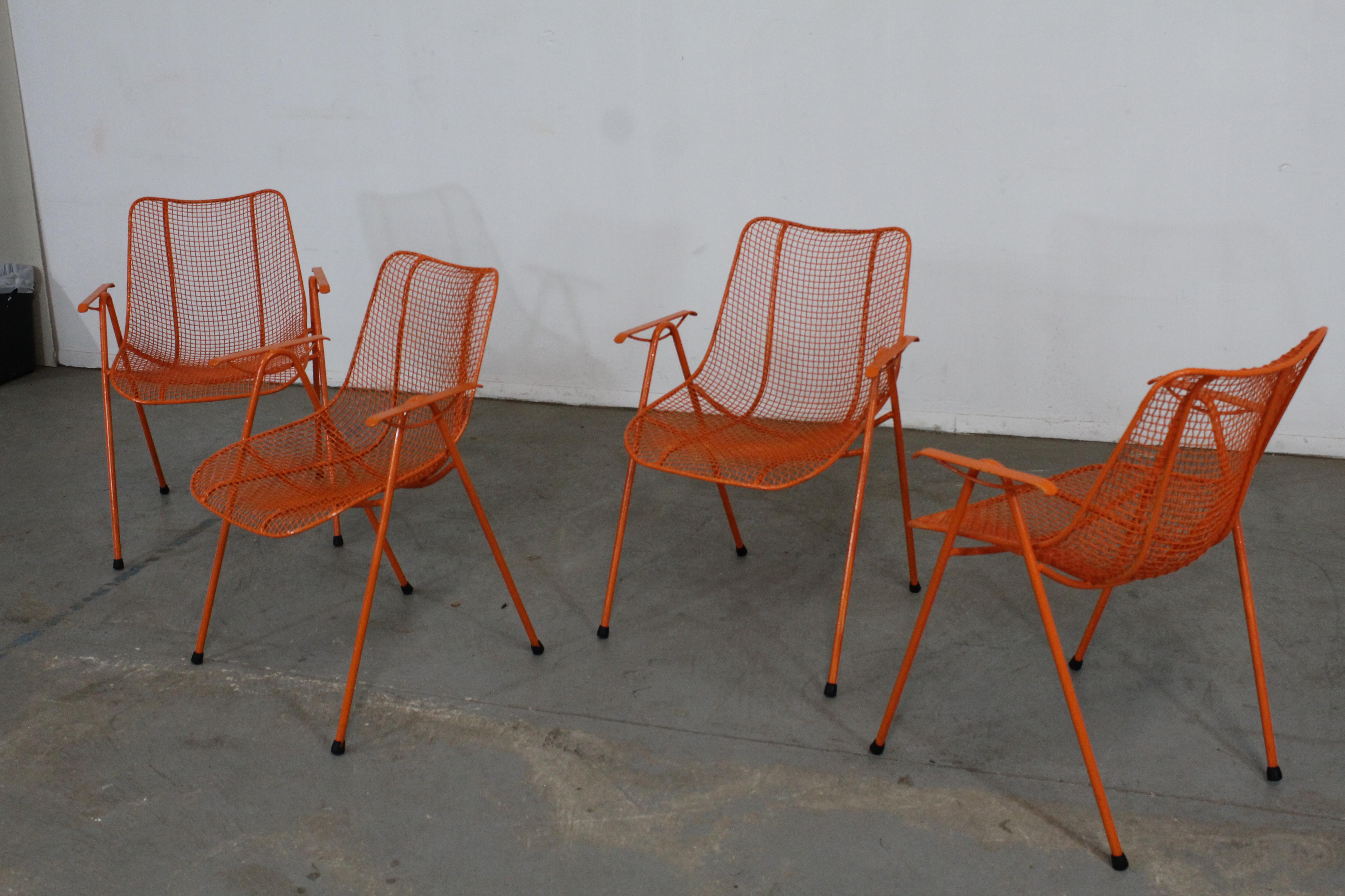 Set of 4 Mid-Century Modern Woodard Outdoor Sculptura Chairs For Sale 8