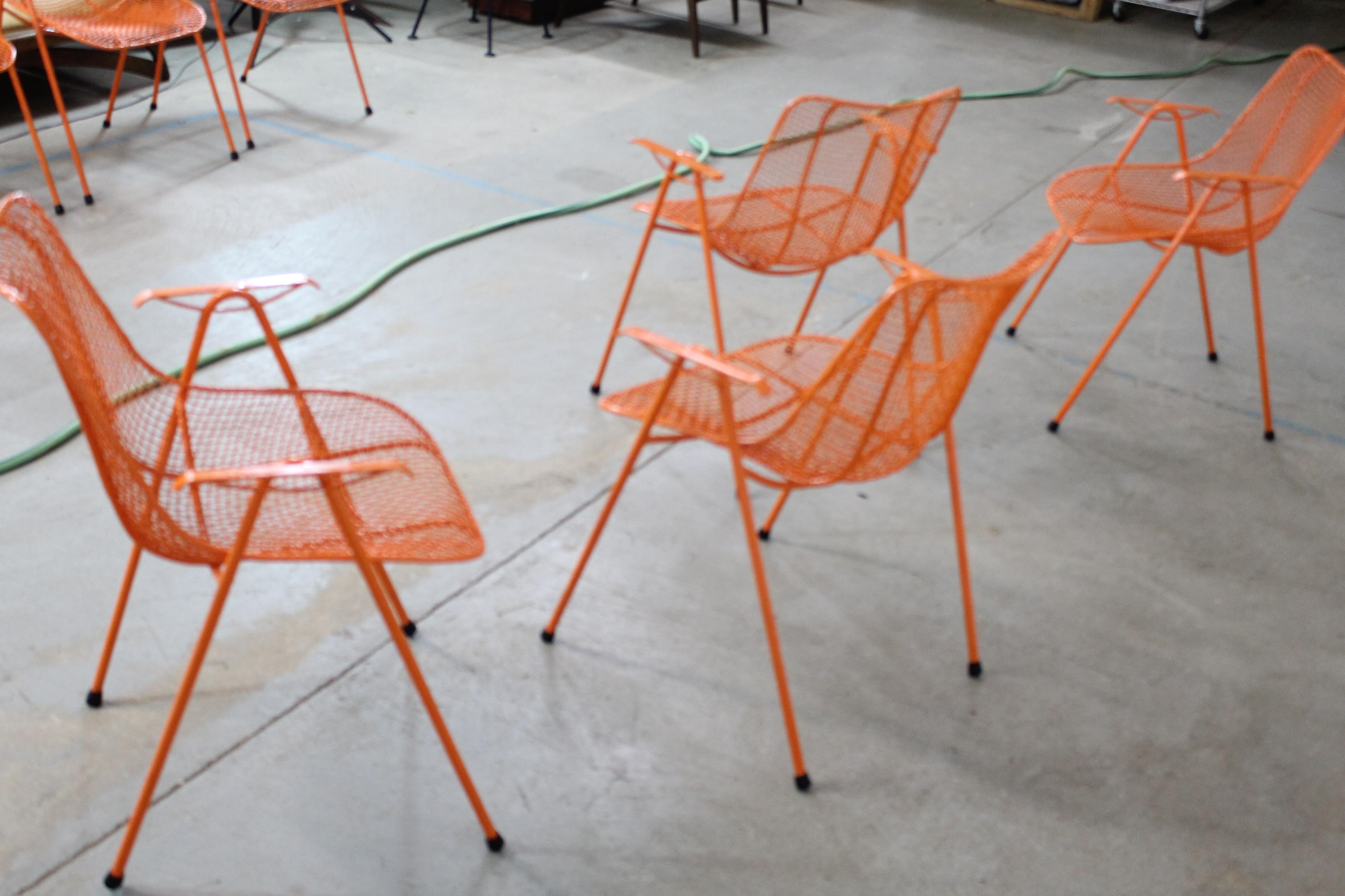 Ensemble de 4 chaises d'extérieur Sculptura de Woodard de style mi-siècle moderne en vente 9