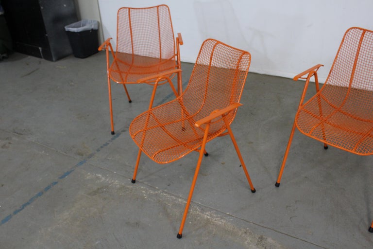 Set of 4 Mid-Century Modern Woodard Outdoor Sculptura Chairs For Sale 11