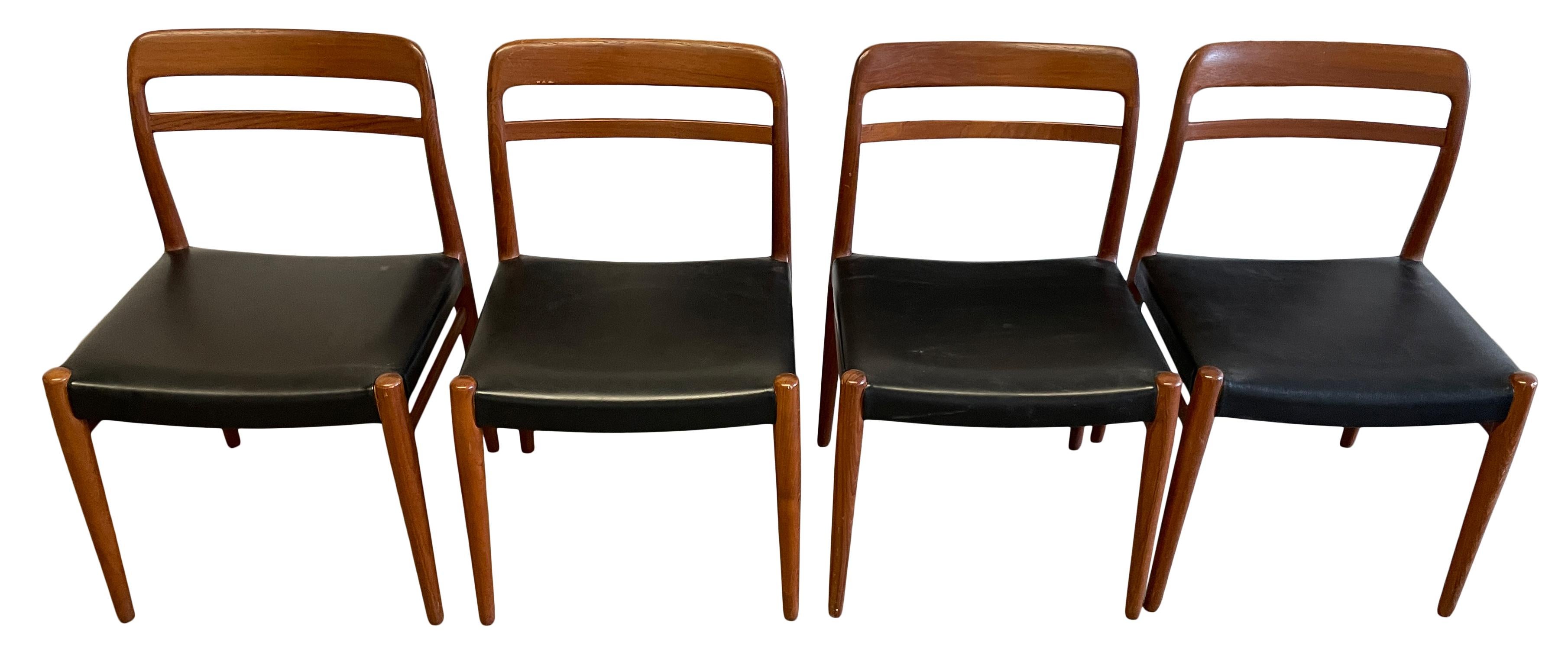 Set of 4 Mid Century Norwegian teak dining chairs curved back. Black Vinyl seat cushions - Chairs appear to be in original vintage condition. Very clean and sturdy. Stamp under seat. Located in Brooklyn NYC.

This listing is for the set of 4