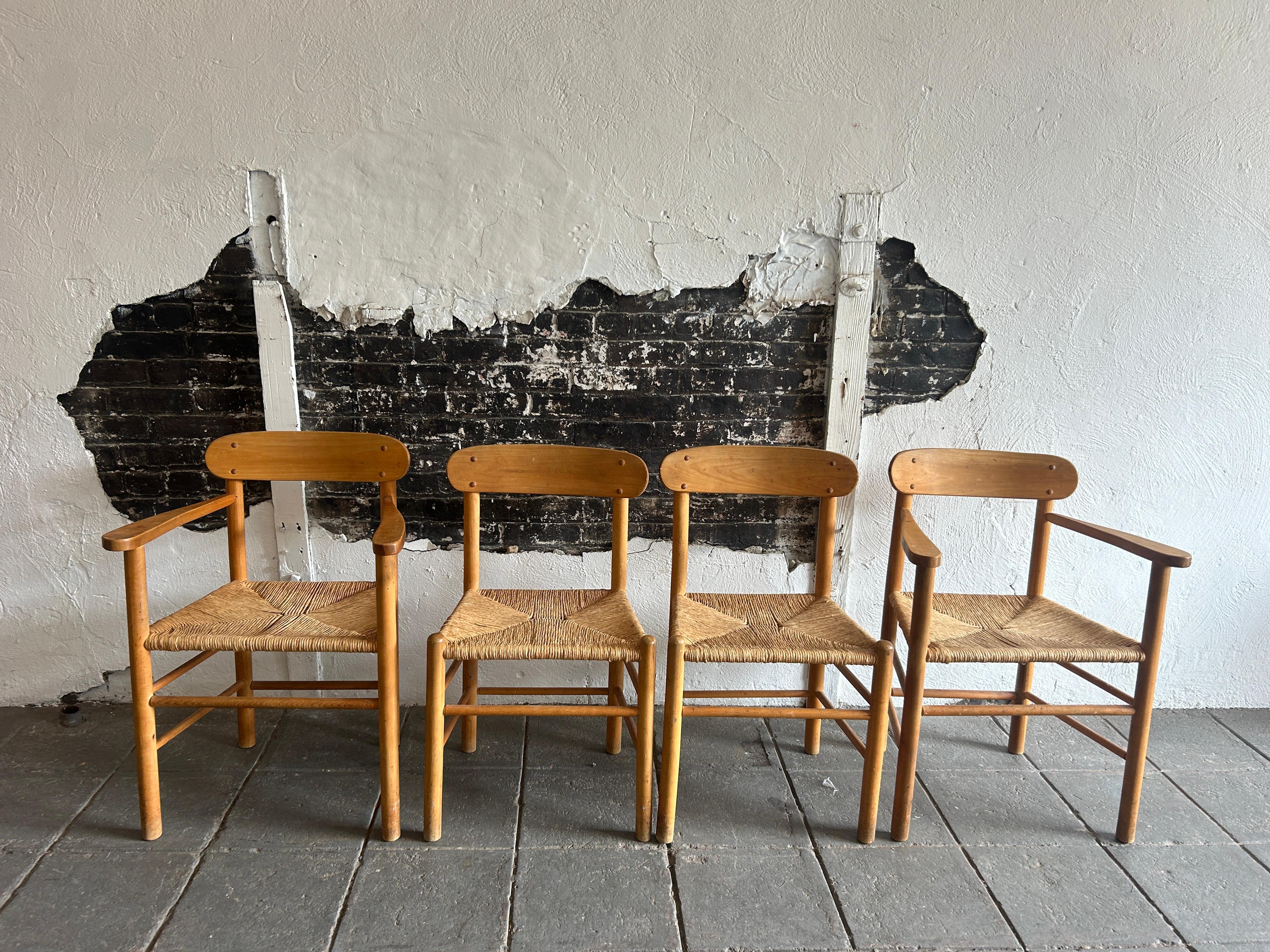 Set of 4 Mid century Shaker J39 dining chairs by Børge Mogensen 3