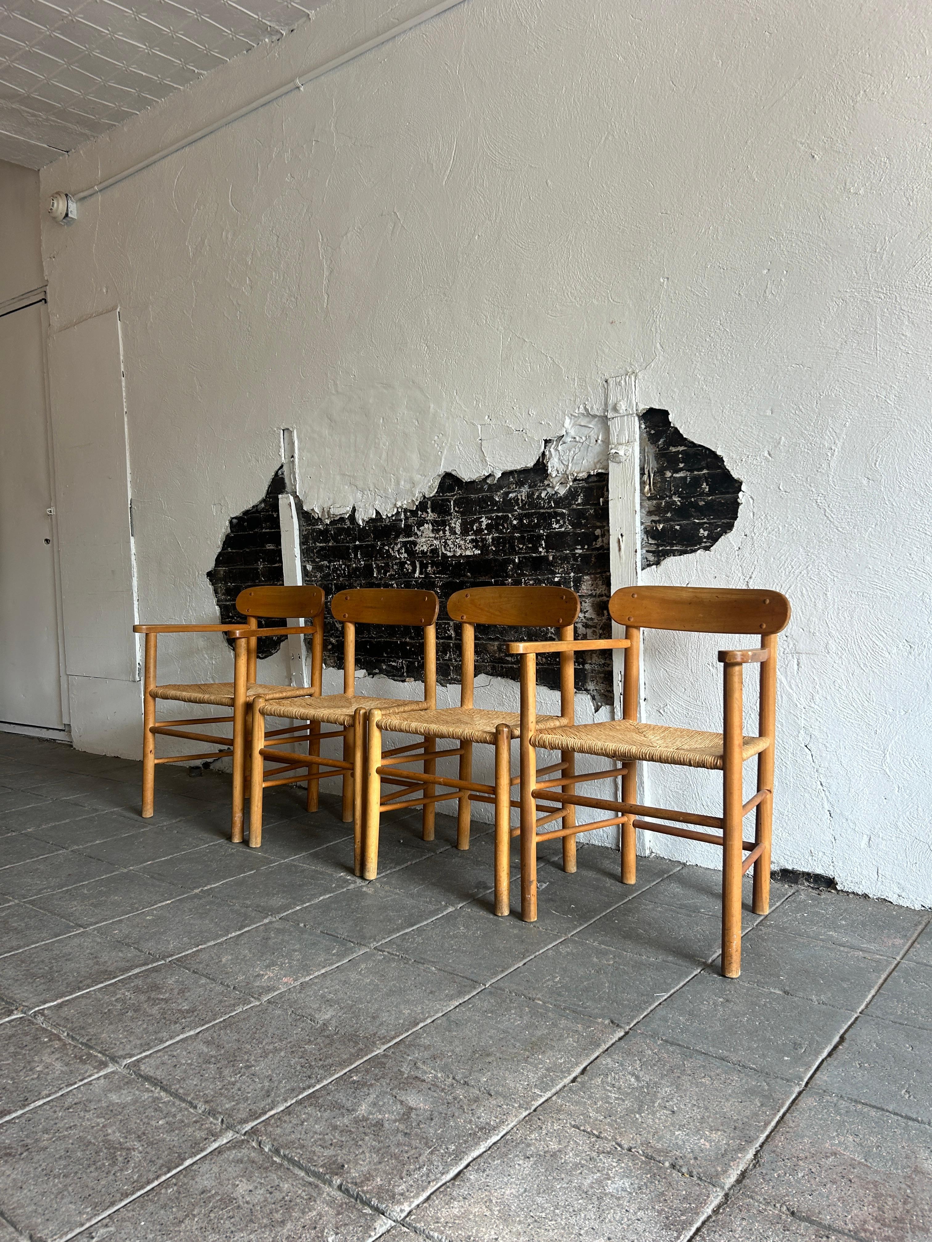 Set of 4 Mid century Shaker J39 dining chairs by Børge Mogensen 4