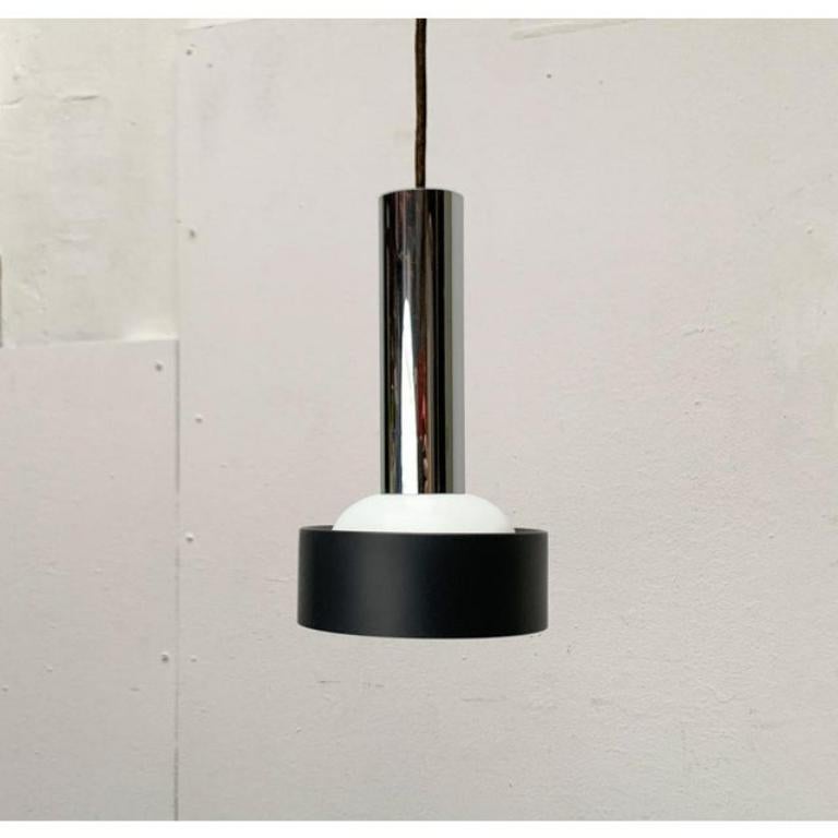 Set di 4 lampade a sospensione minimaliste tedesche di metà secolo, anni '60 in vendita 3