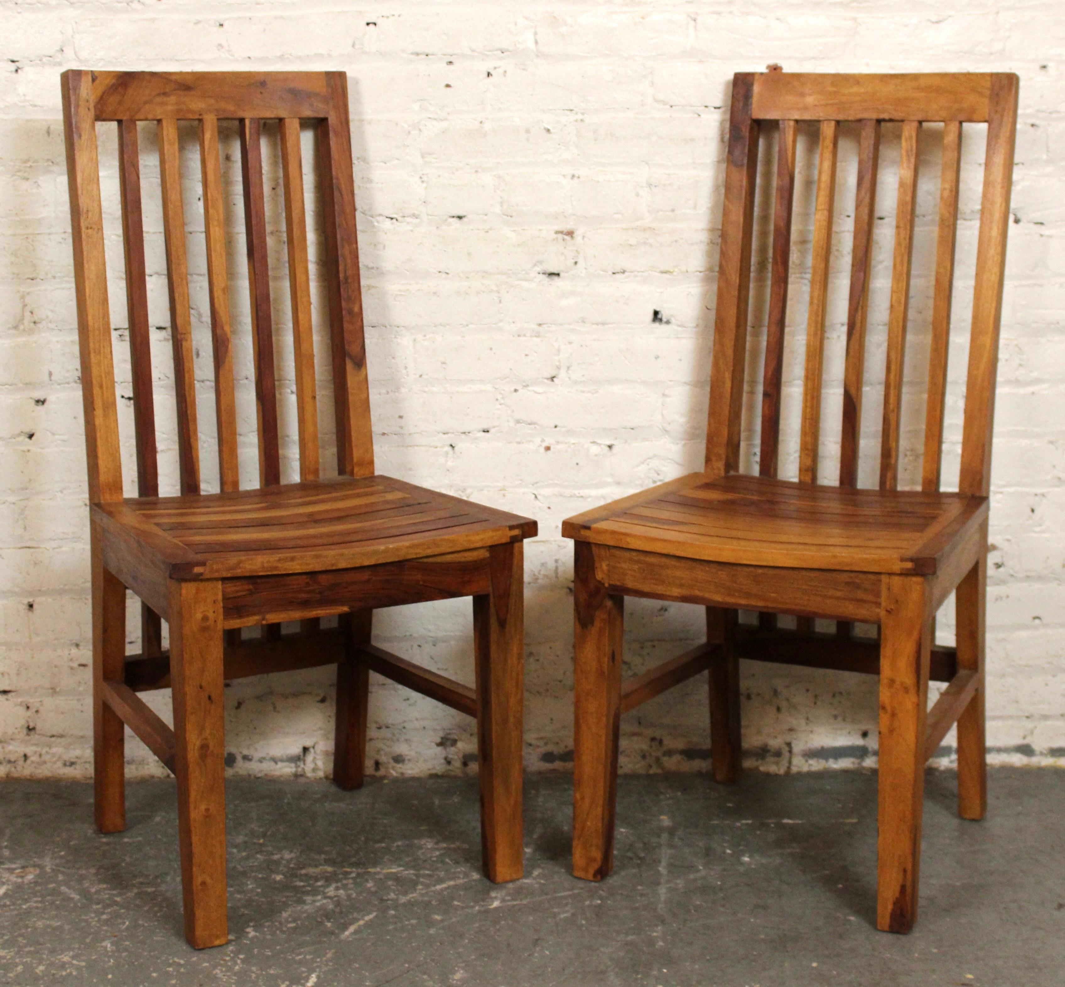 Juego de 4 Sillas de Comedor con Respaldo de Listones de Madera Maciza Estilo Mediados de Siglo en venta 11