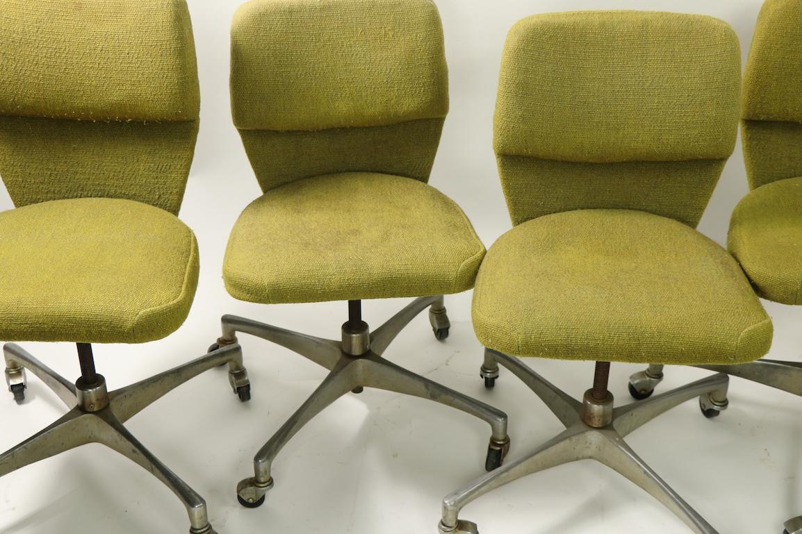 Set of 4 Mid Century Swivel Office Chairs by Marble Imperial 1