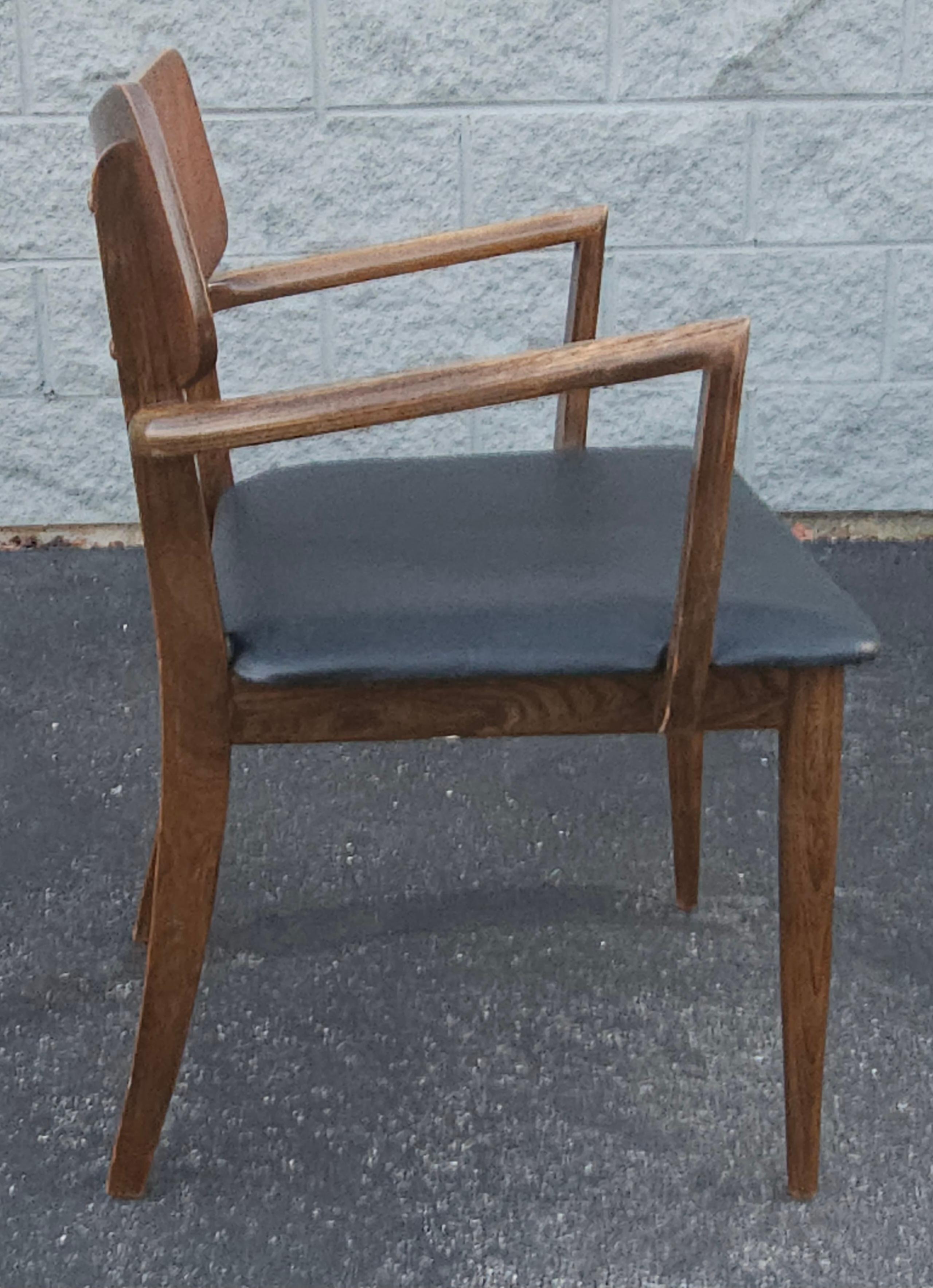 Set of 4 Mid Century Walnut and Vinyl Seat Upholstered Chairs For Sale 3