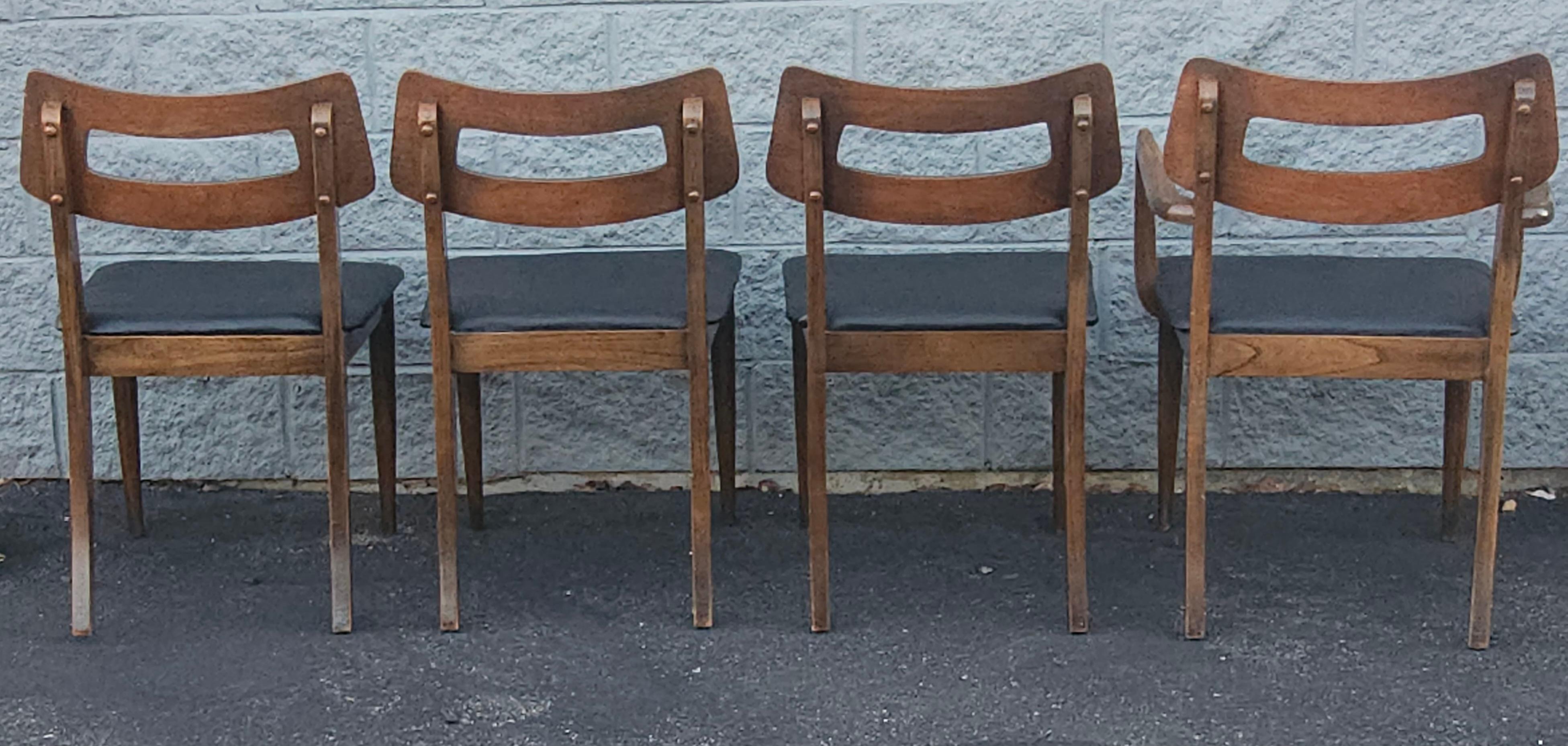 Set of 4 Mid Century Walnut and Vinyl Seat Upholstered Chairs For Sale 8