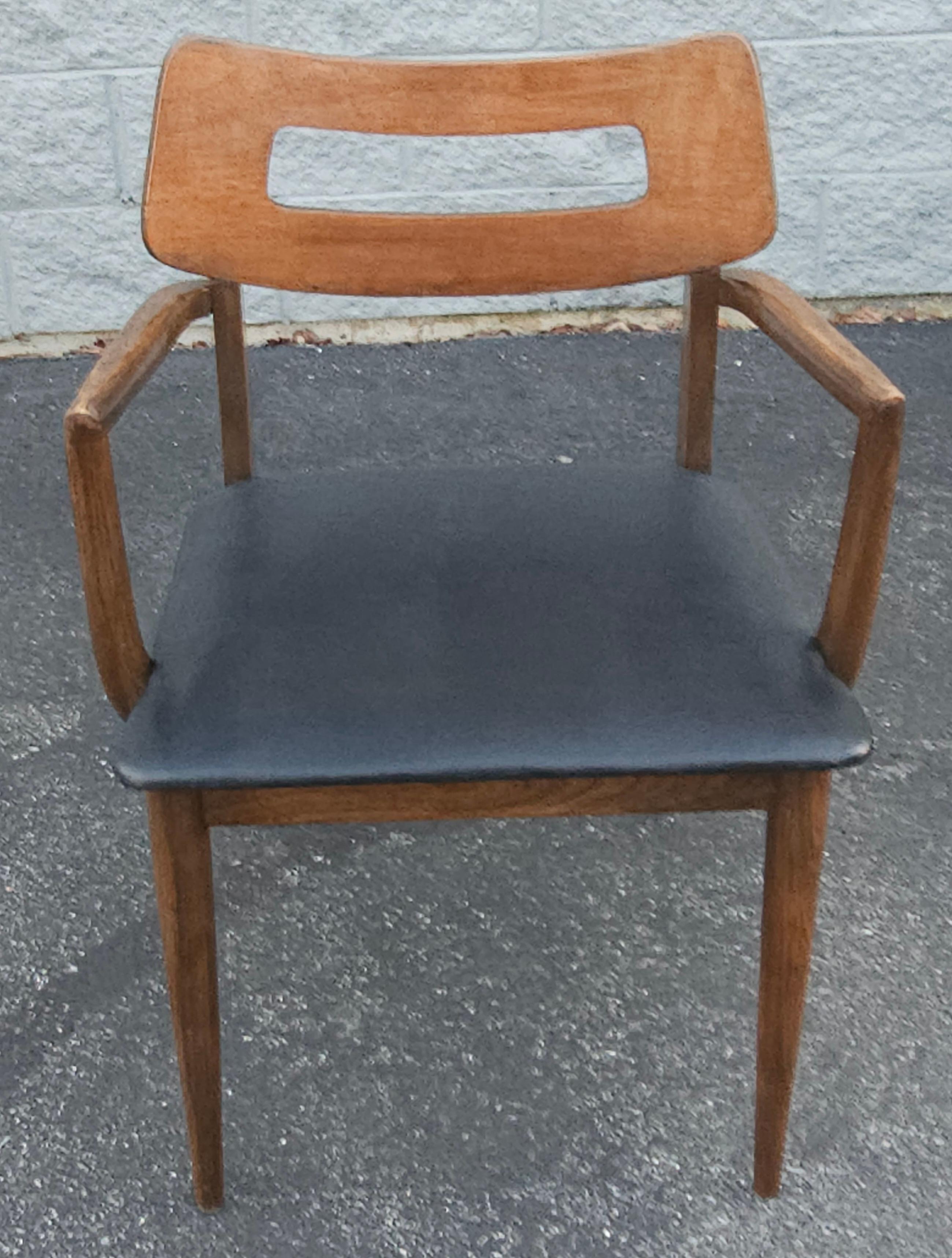Set of 4 Mid Century Walnut and Vinyl Seat Upholstered Chairs For Sale 1