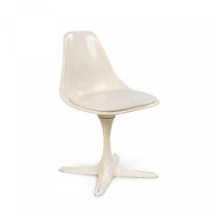 Set of 4 Mid-Century White Tulip Side Chairs