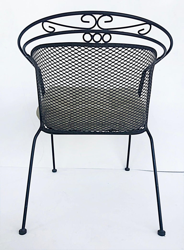 Set of 4 MidCentury Wrought Iron Garden Chairs, Woodard Style For Sale