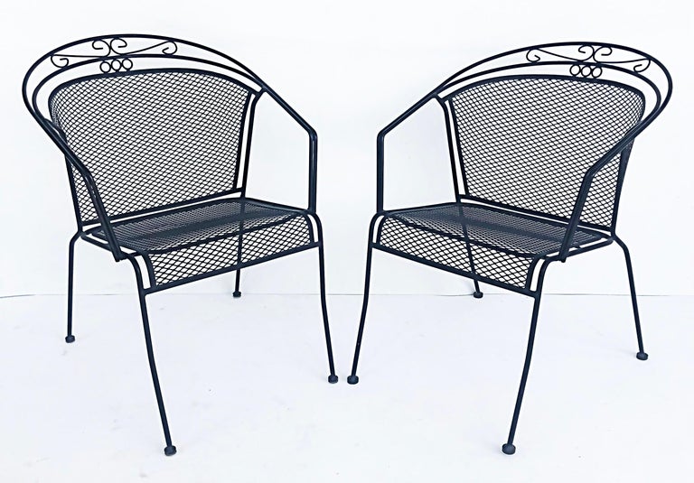 Set of 4 MidCentury Wrought Iron Garden Chairs, Woodard Style For Sale at 1stDibs