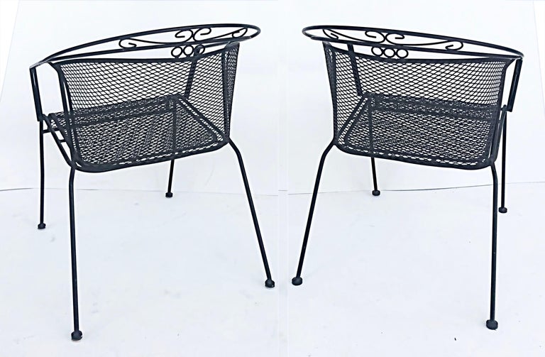 Set of 4 MidCentury Wrought Iron Garden Chairs, Woodard Style For Sale