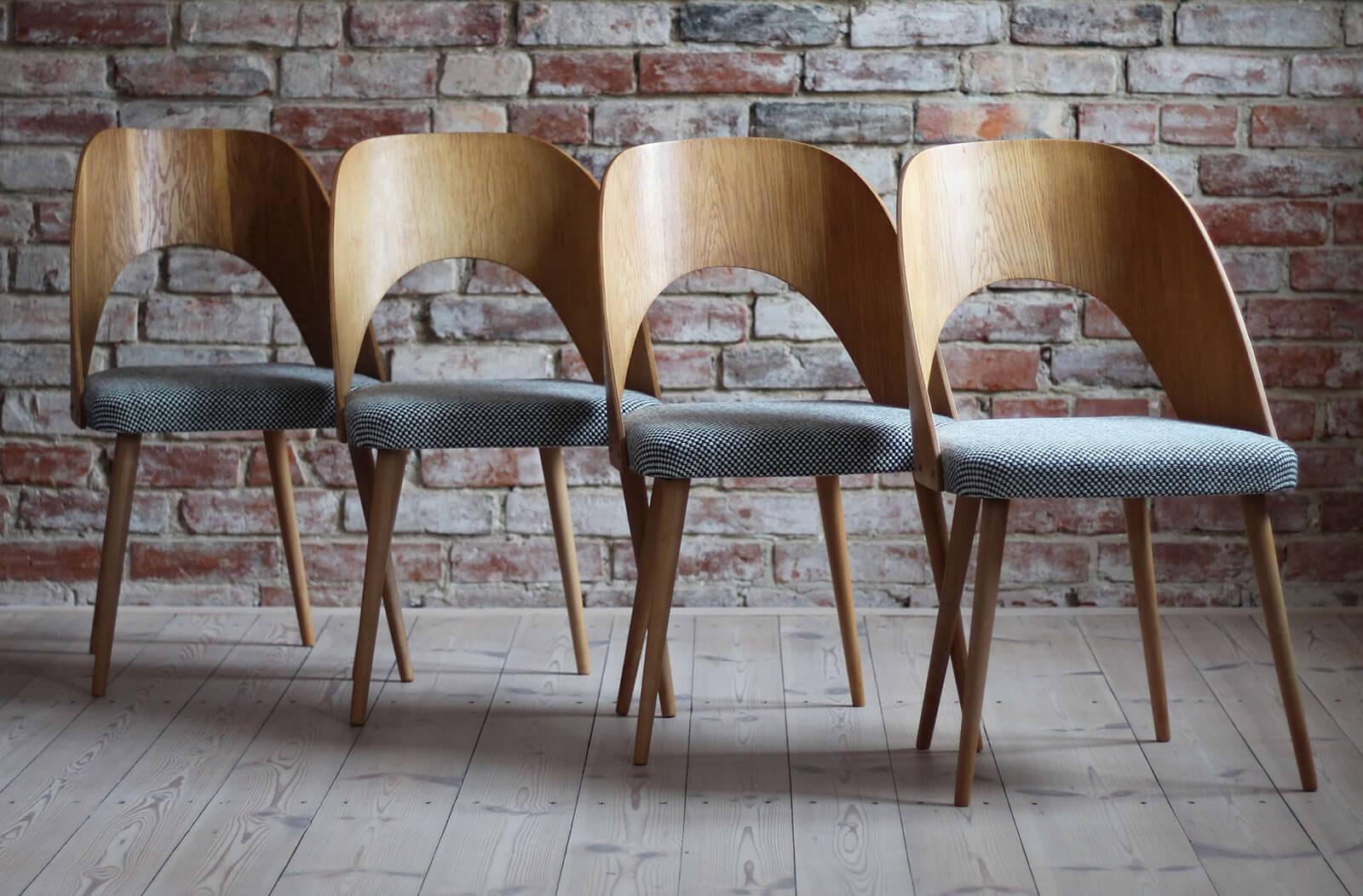 Czech Set of 4 Midcentury Dining Chairs by A. Šuman, Drevopodnik ONV Pisek