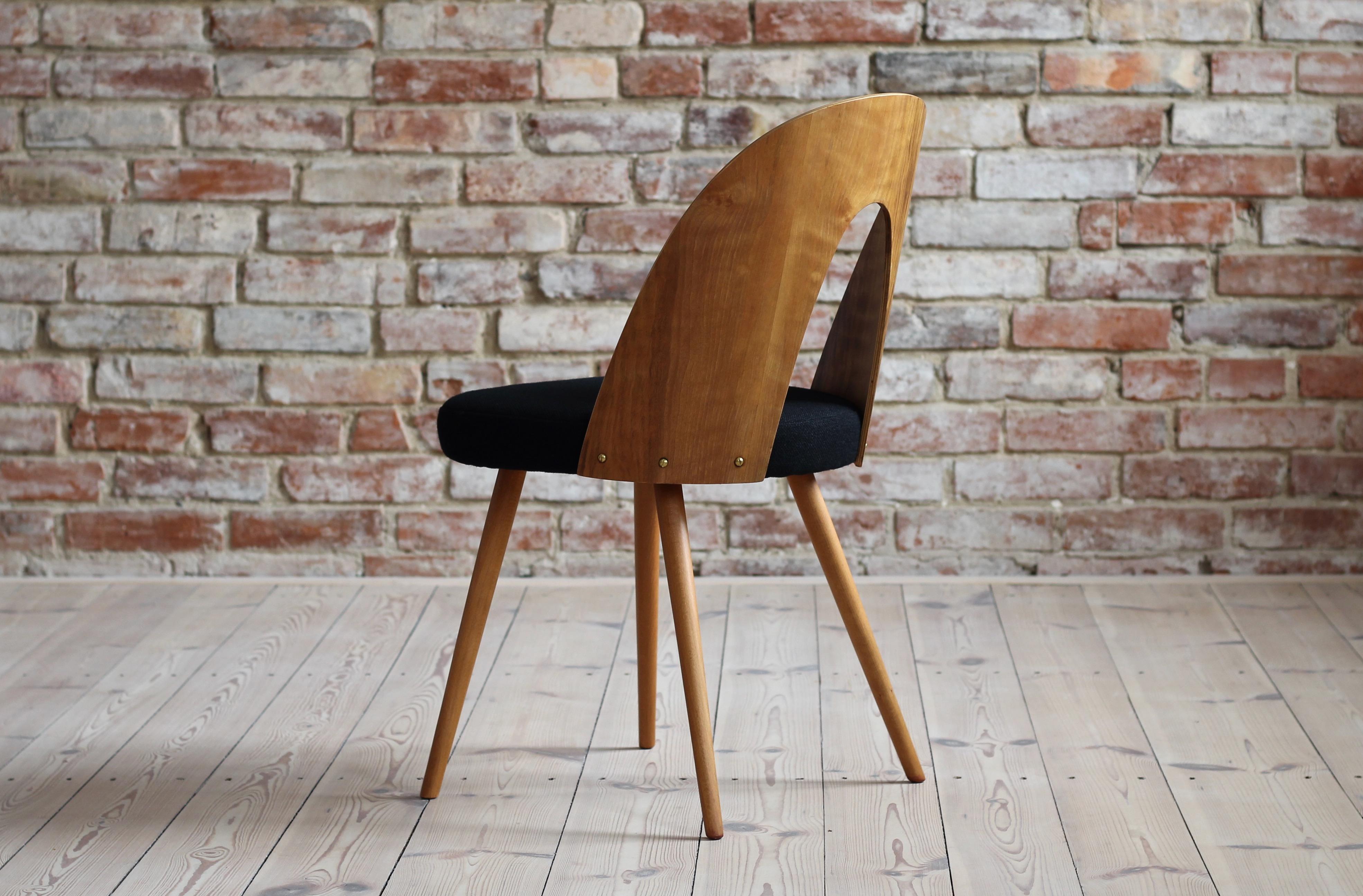 Set of 4 Midcentury Dining Chairs by A. Šuman in Black Wool by Kvadrat 2