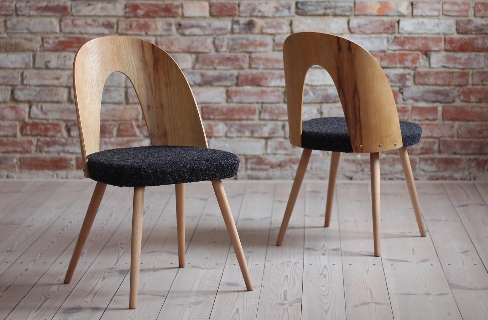 Set of 4 Mid-Century Dining Chairs by a. Šuman, Reupholstered in Black Boucle In Good Condition In Wrocław, Poland