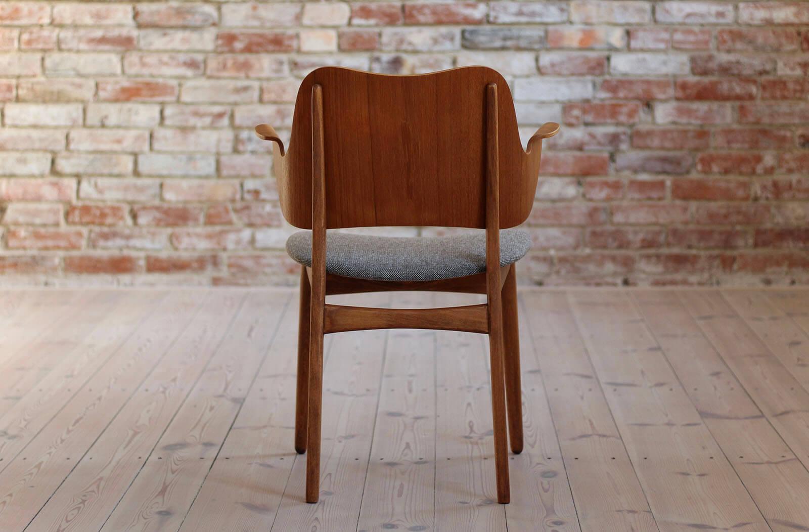 Set of 4 Midcentury Dining Chairs by Hans Olsen for Bramin, Model 107, Reupholst 3