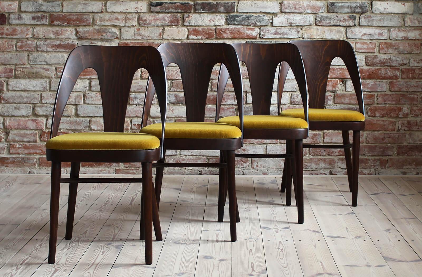 These chairs were produced in the 1950s in a well-known Bentwood Furniture Factory in Radomsko, Poland. Out of the many models that were made in Fameg back in those days, the A6070 chairs stand out with a stabile construction and their extremely