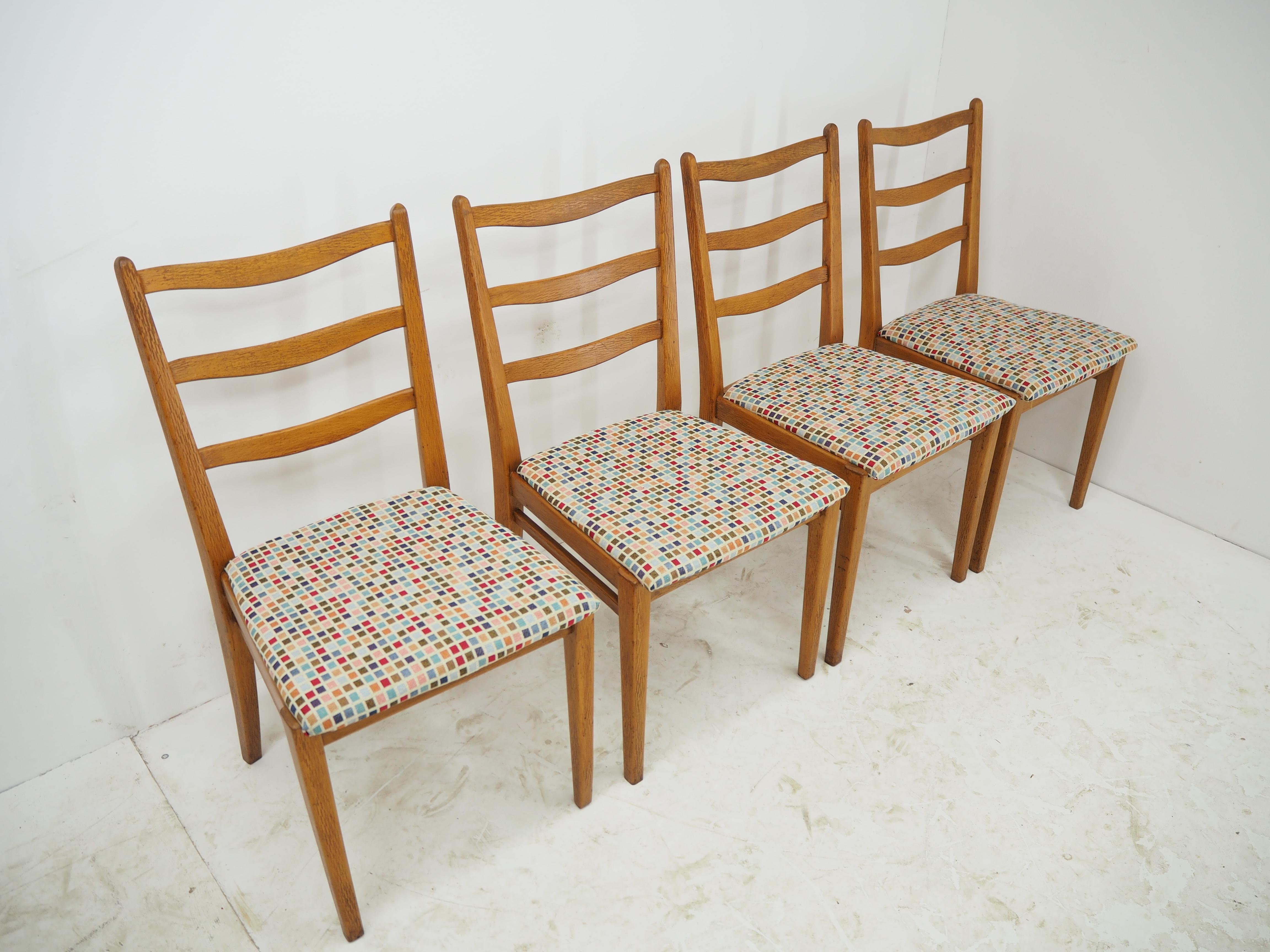 European Set of 4 Midcentury Dining Chairs, Interier Praha, Czechoslovakia, 1970s For Sale