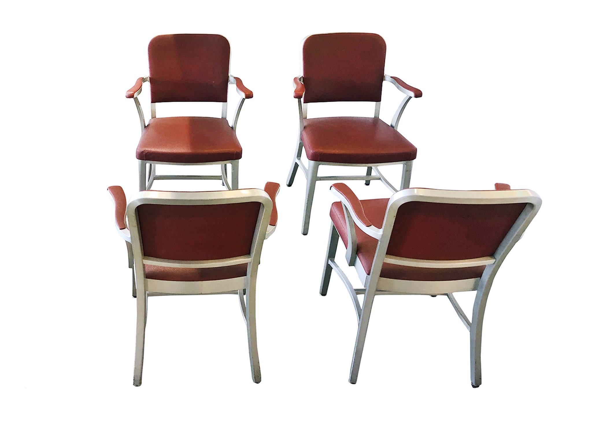 Set of 4 Midcentury Goodform Aluminum Armchairs by the General Fireproofing Co. In Good Condition In New York, NY