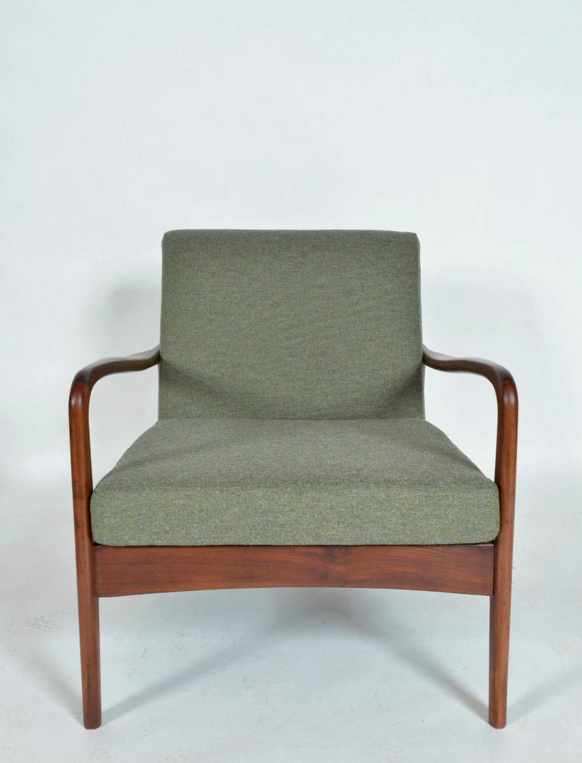 Set of 4 Midcentury Modern Teak Lounge Chairs by Greaves & Thomas, 1960s UK For Sale 4
