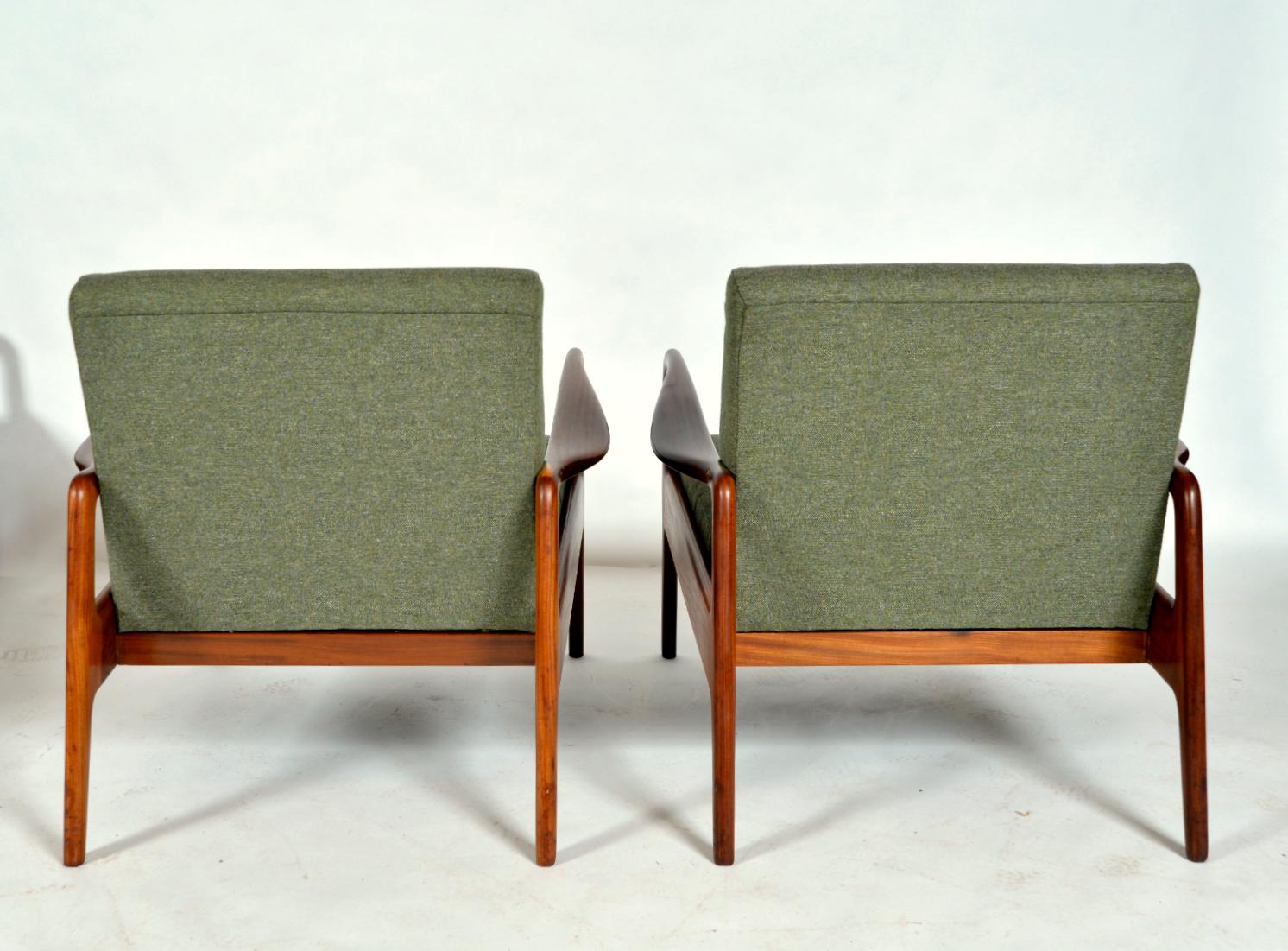 Fabric Set of 4 Midcentury Modern Teak Lounge Chairs by Greaves & Thomas, 1960s UK For Sale